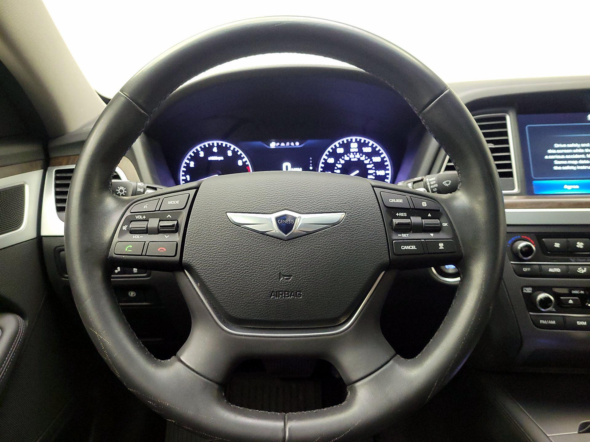 Thumbnail: 2015 Hyundai Genesis - 10