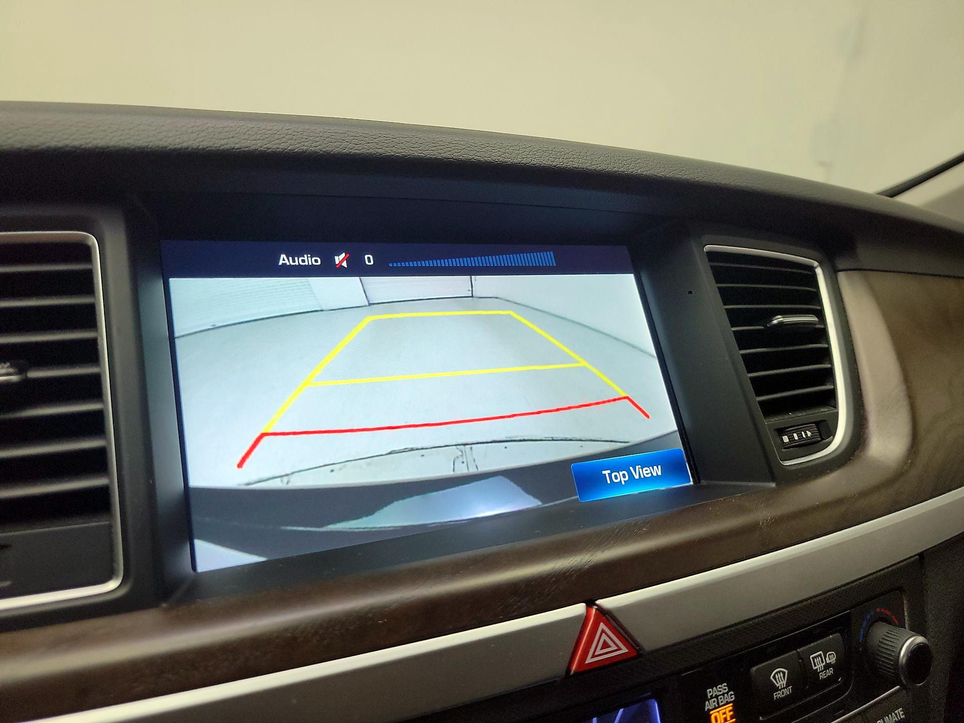 Thumbnail: 2015 Hyundai Genesis - 15