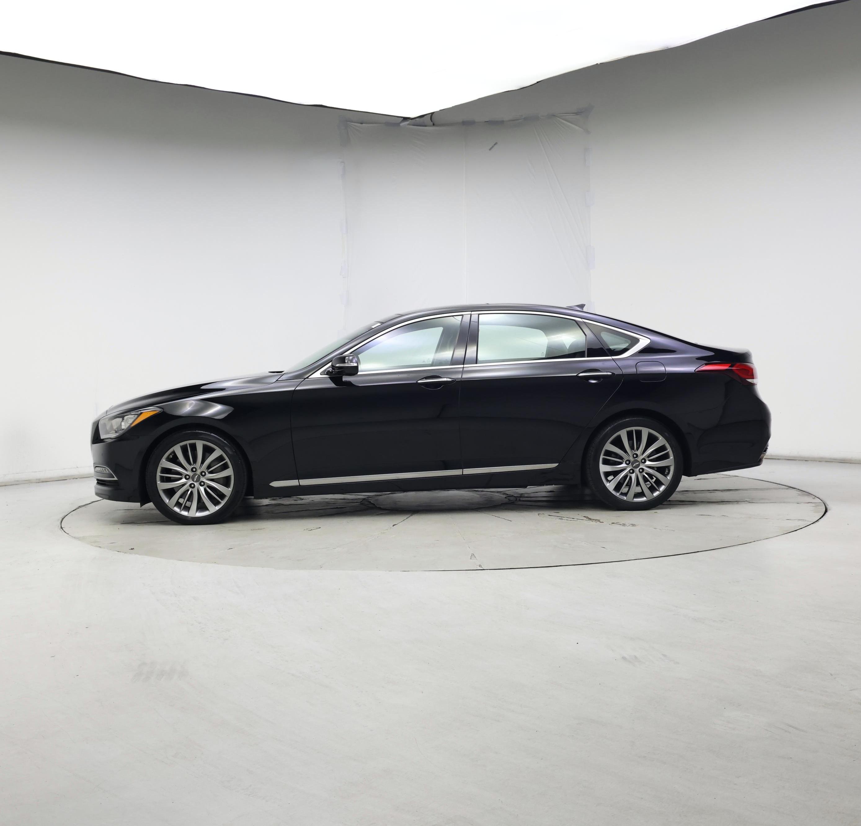 Thumbnail: 2015 Hyundai Genesis - 3