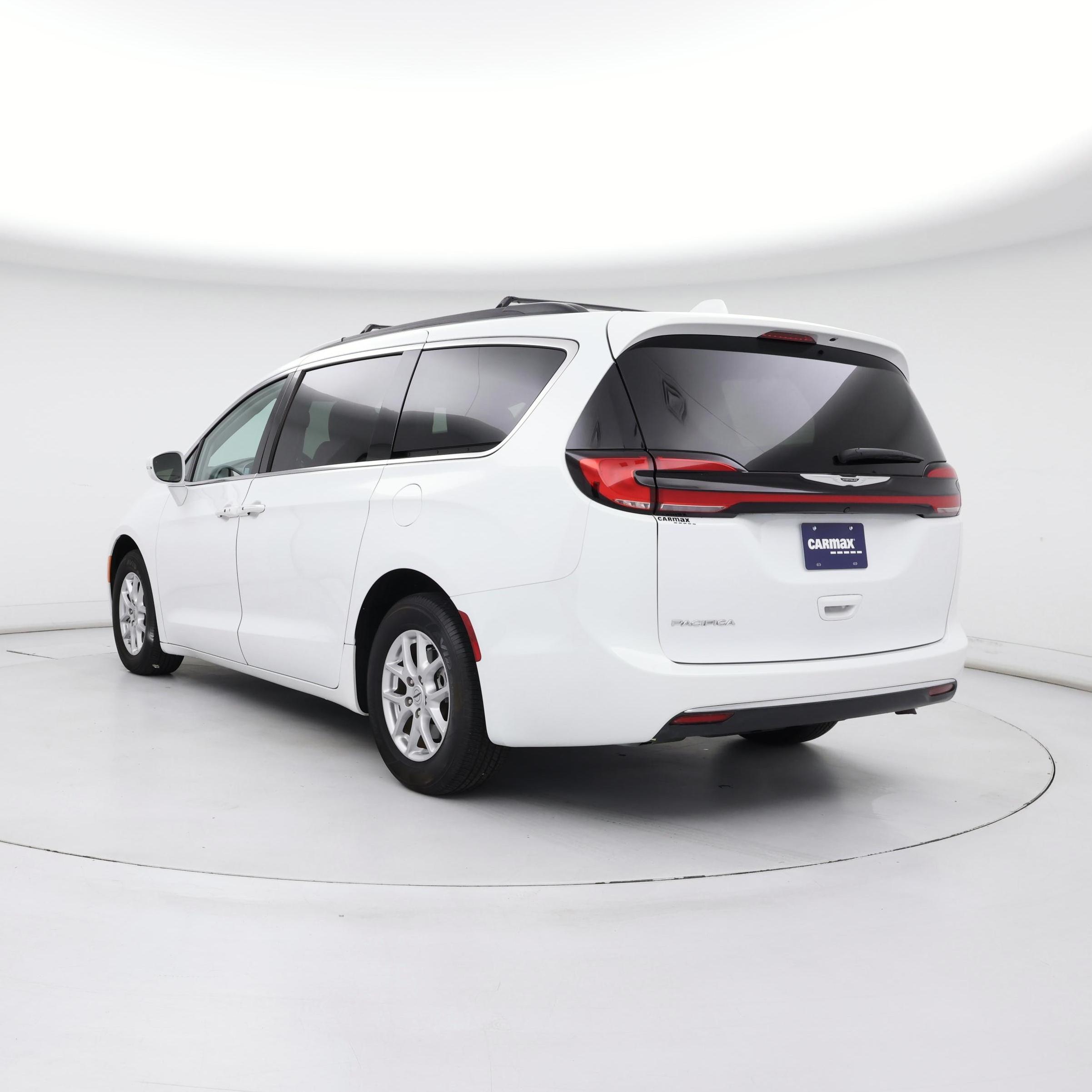 Thumbnail: 2022 Chrysler Pacifica - 2