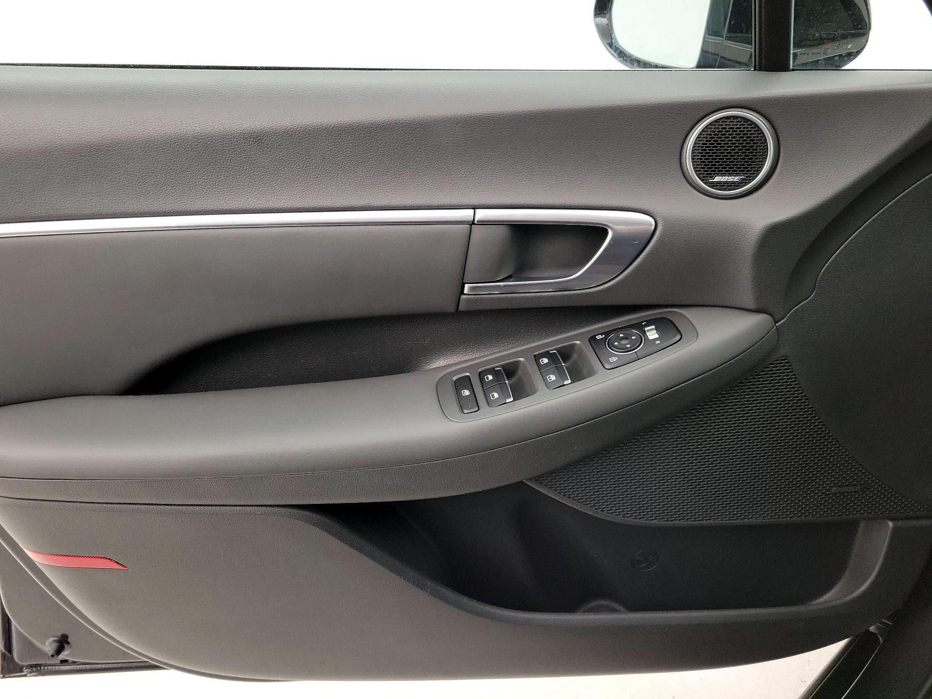 Thumbnail: 2022 Hyundai Sonata - 12