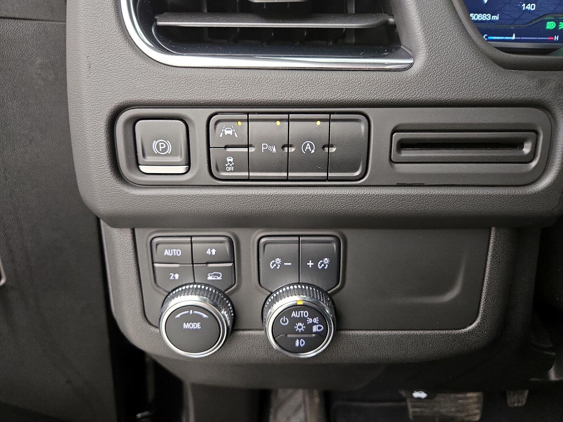 Thumbnail: 2023 GMC Yukon - 13