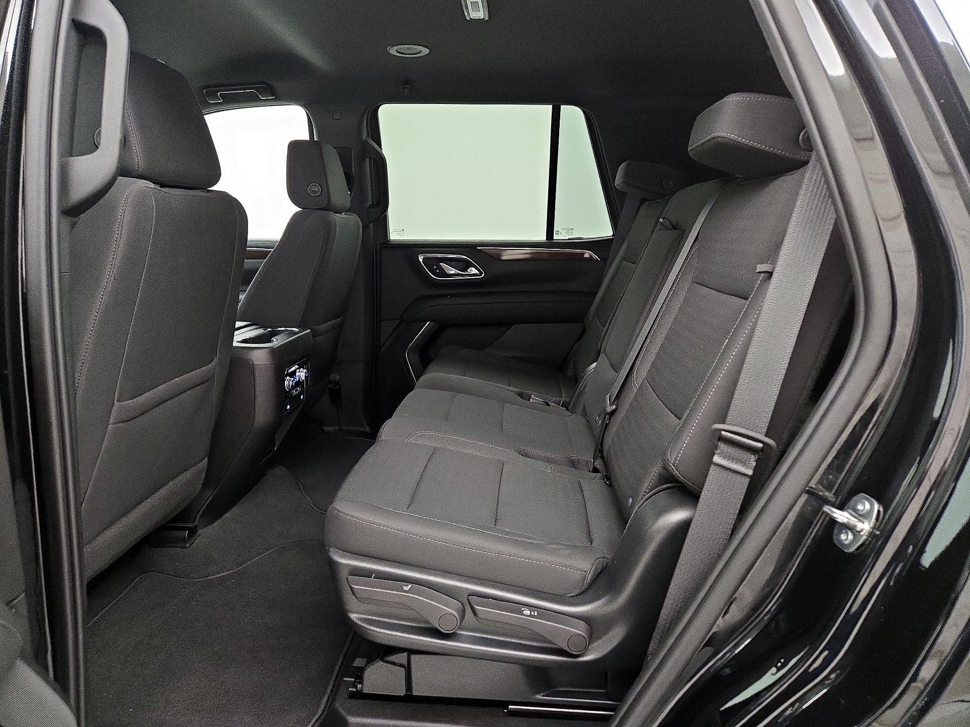 Thumbnail: 2023 GMC Yukon - 19