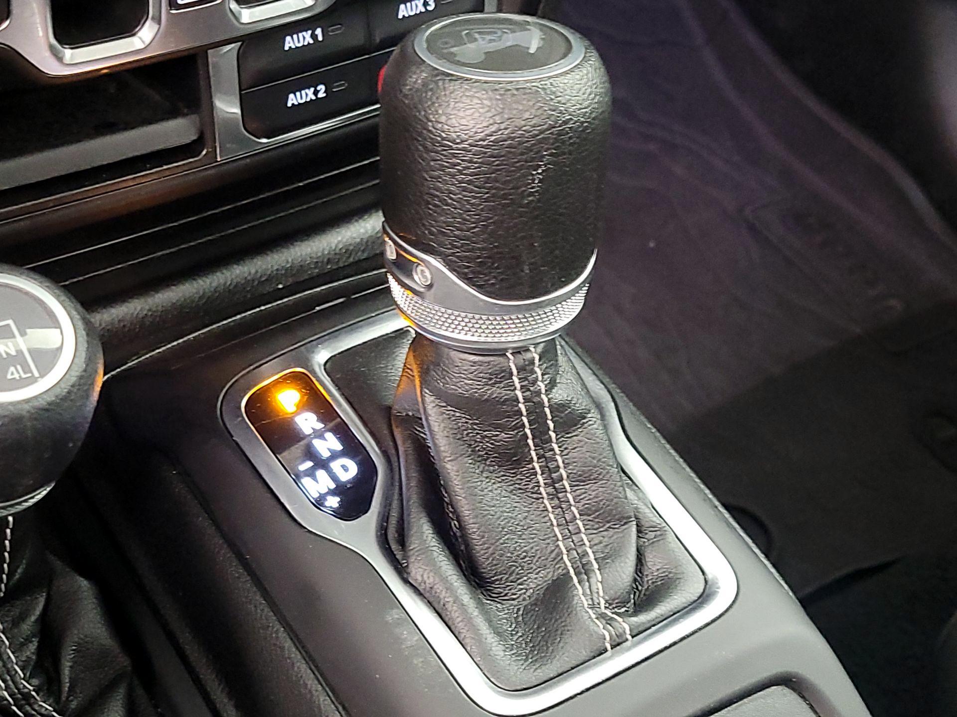 Thumbnail: 2022 Jeep Wrangler - 18