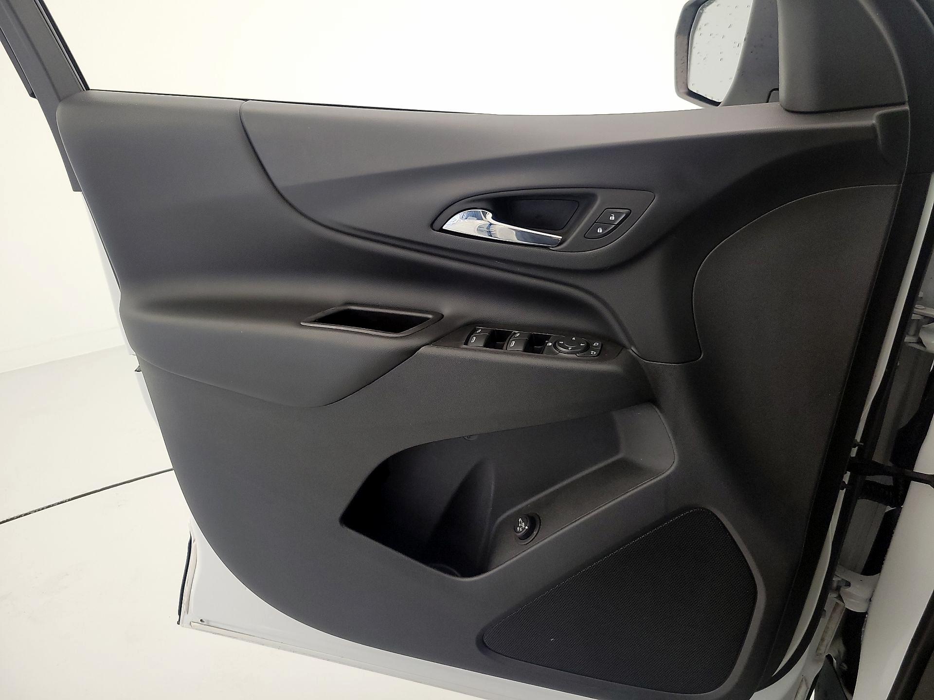 Thumbnail: 2020 Chevrolet Equinox - 12