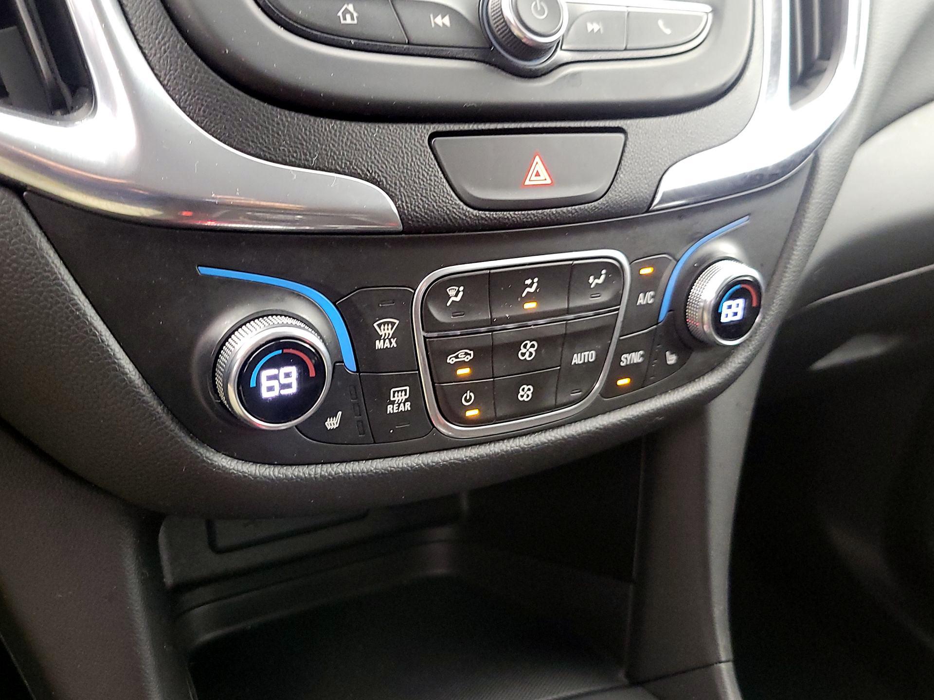 Thumbnail: 2020 Chevrolet Equinox - 16