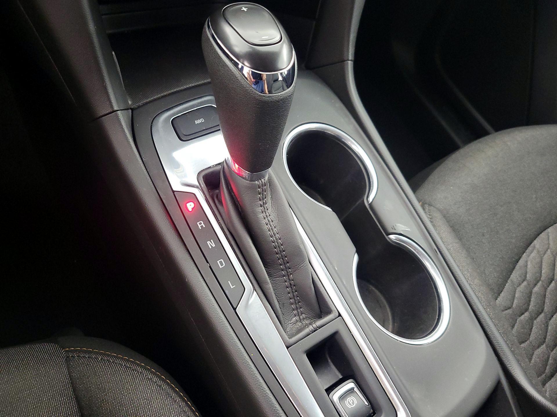 Thumbnail: 2020 Chevrolet Equinox - 17