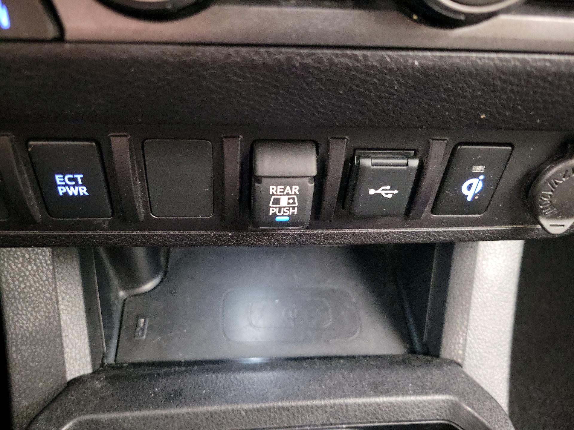 Thumbnail: 2023 Toyota Tacoma - 18