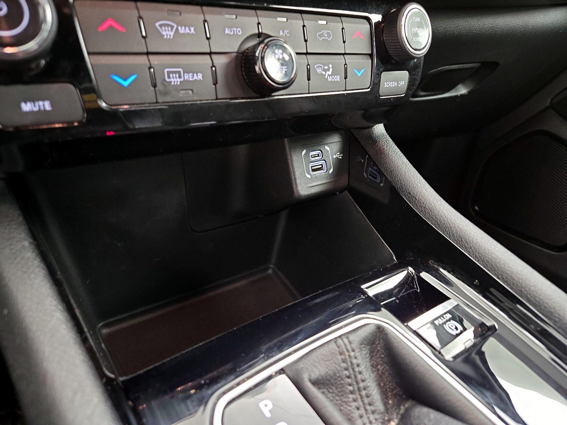 Thumbnail: 2022 Jeep Compass - 18