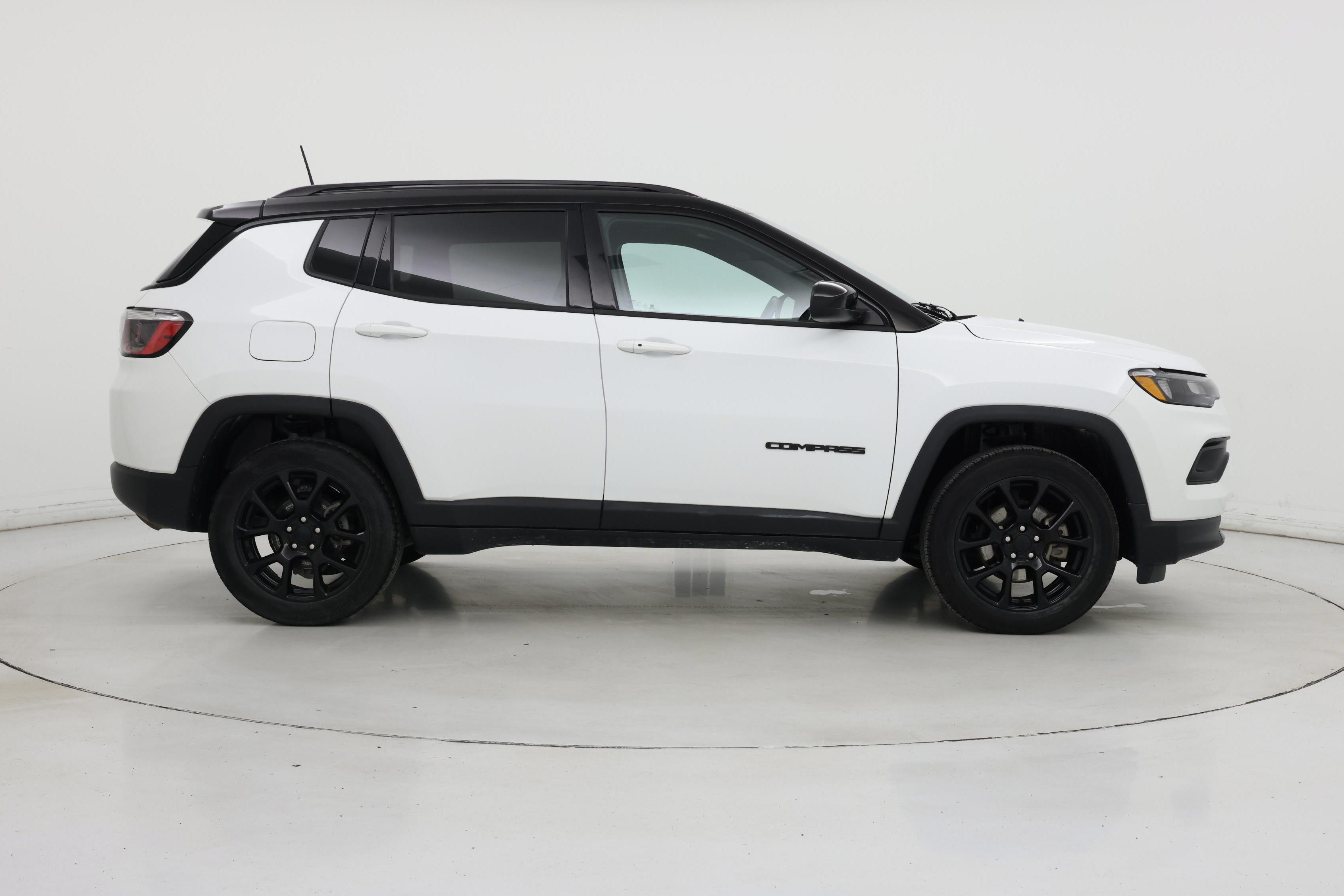 Thumbnail: 2022 Jeep Compass - 7