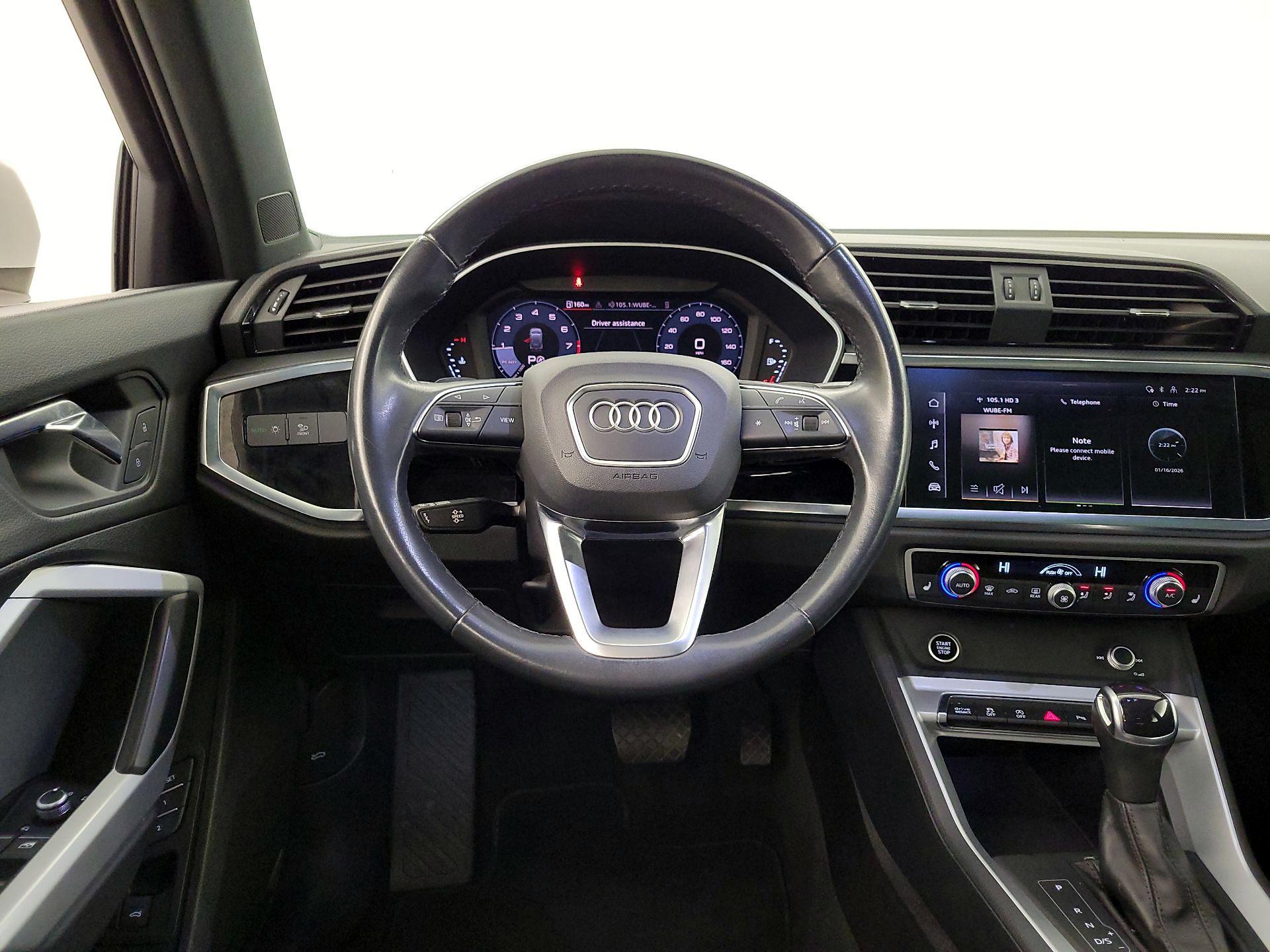 Thumbnail: 2023 Audi Q3 - 10