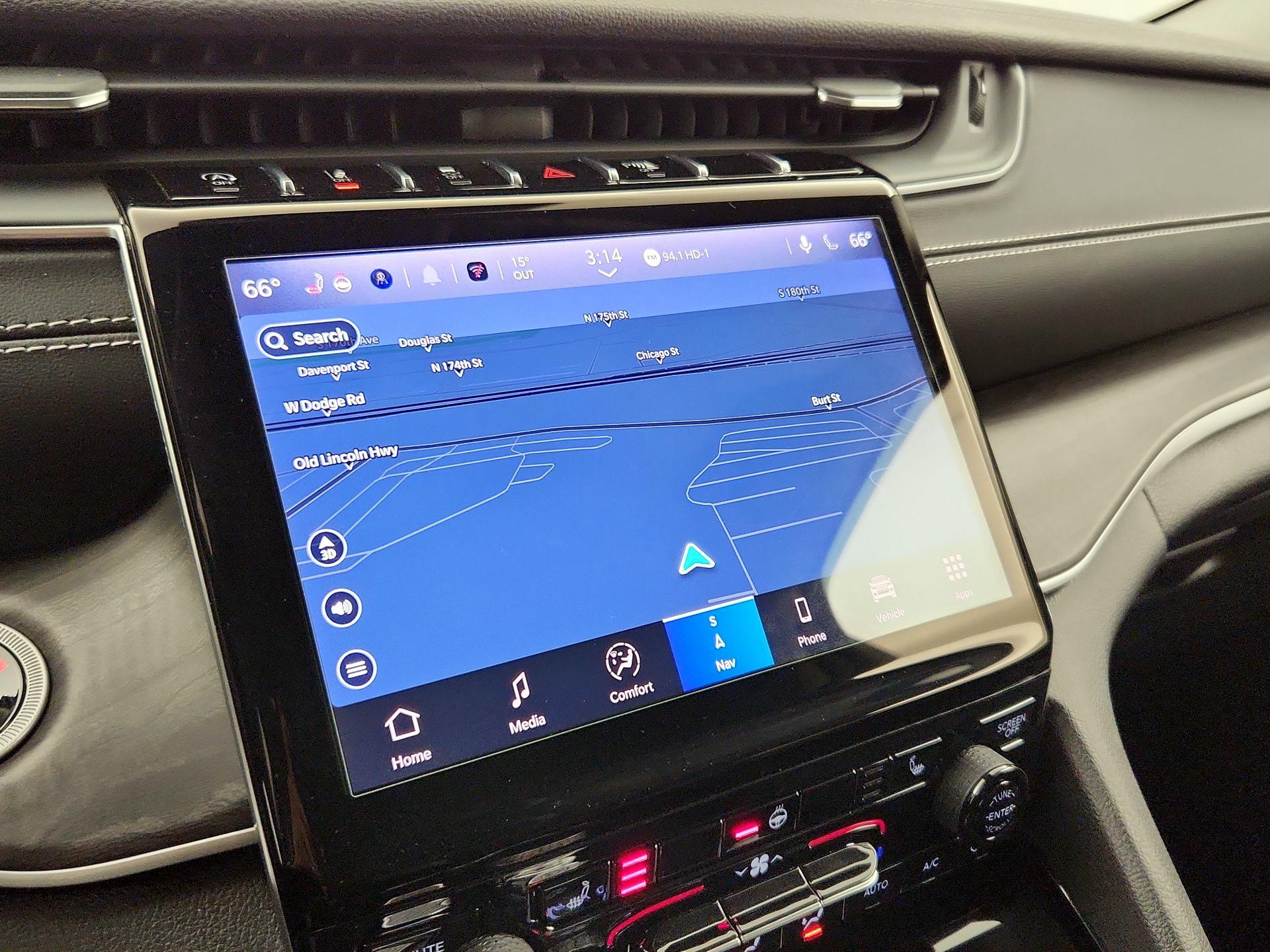 Thumbnail: 2023 Jeep Grand Cherokee - 14