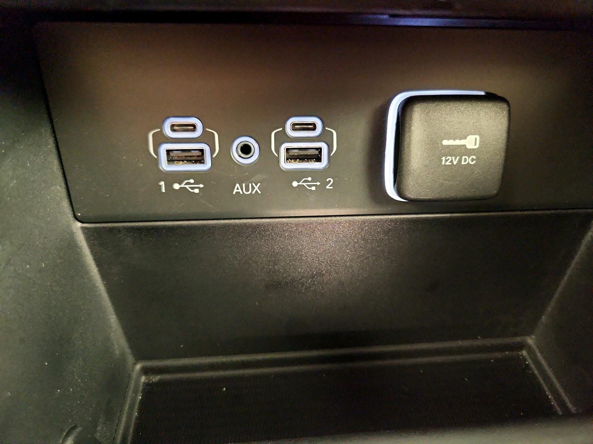 Thumbnail: 2023 Jeep Grand Cherokee - 19