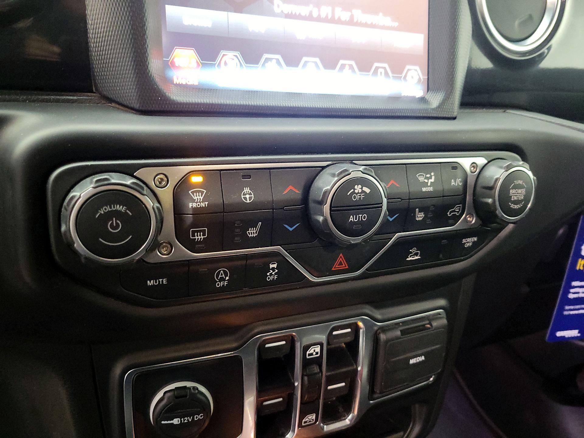 Thumbnail: 2023 Jeep Wrangler - 17