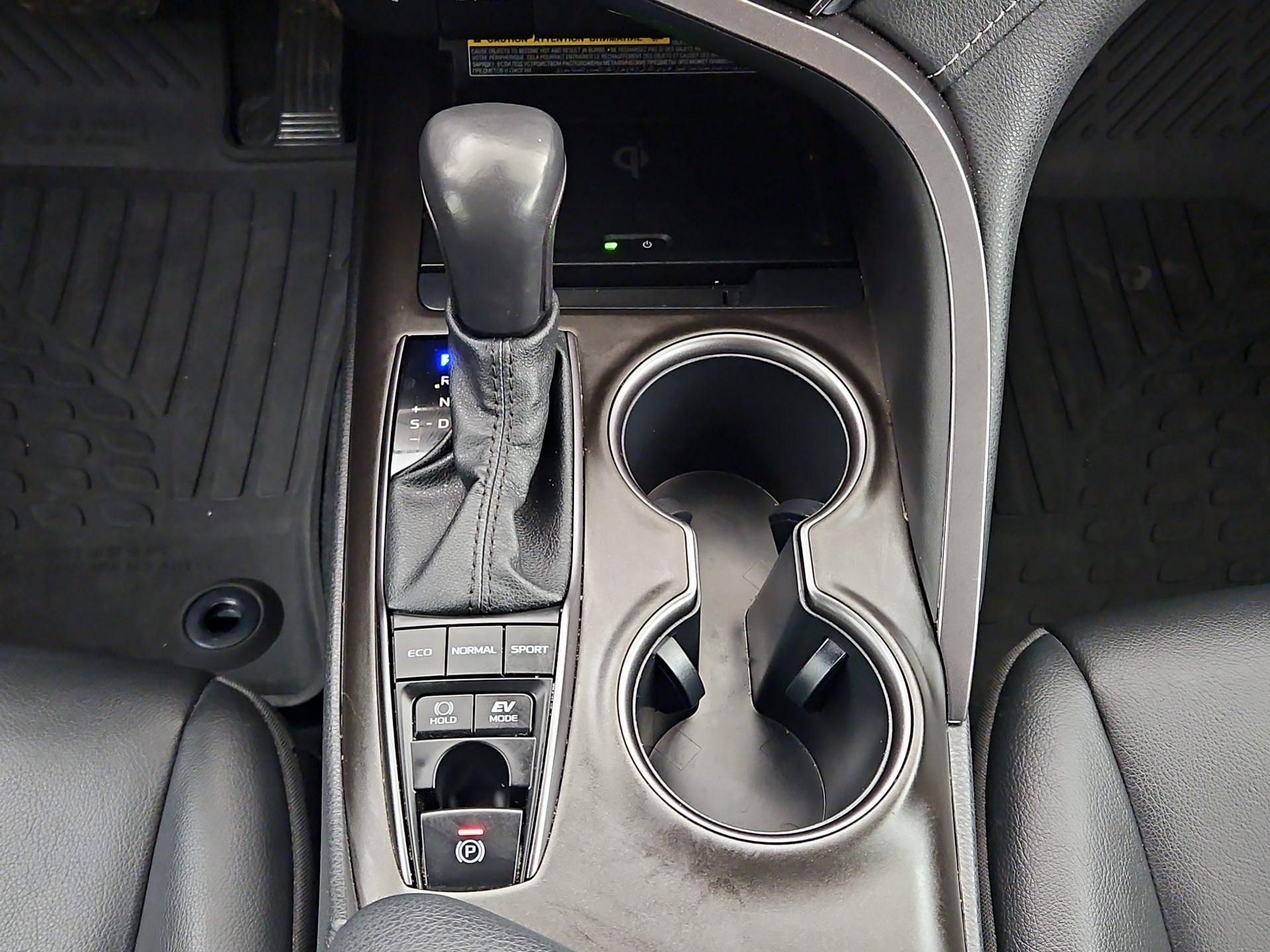 Thumbnail: 2021 Toyota Camry - 17