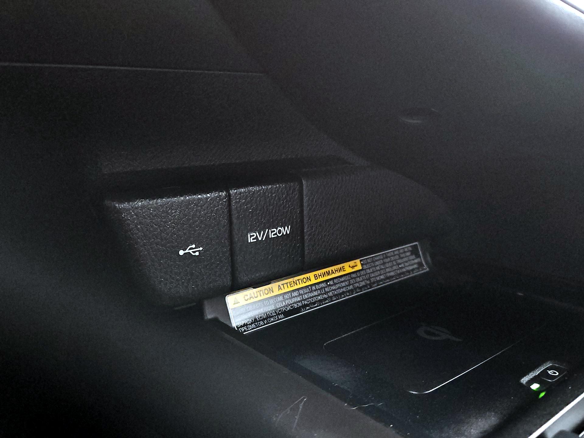 Thumbnail: 2021 Toyota Camry - 18