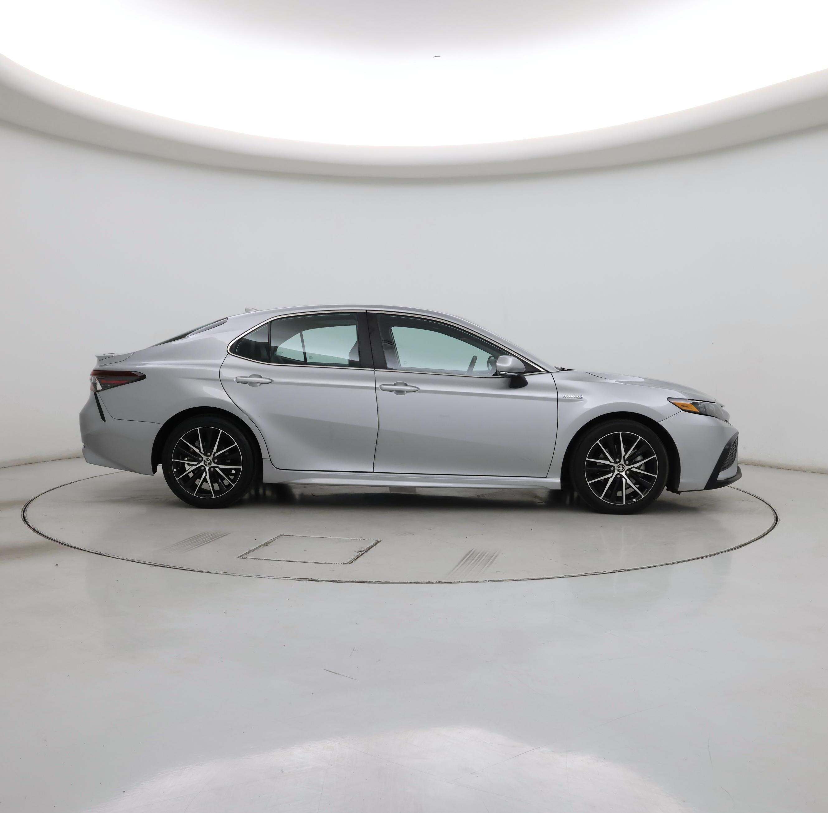 Thumbnail: 2021 Toyota Camry - 7