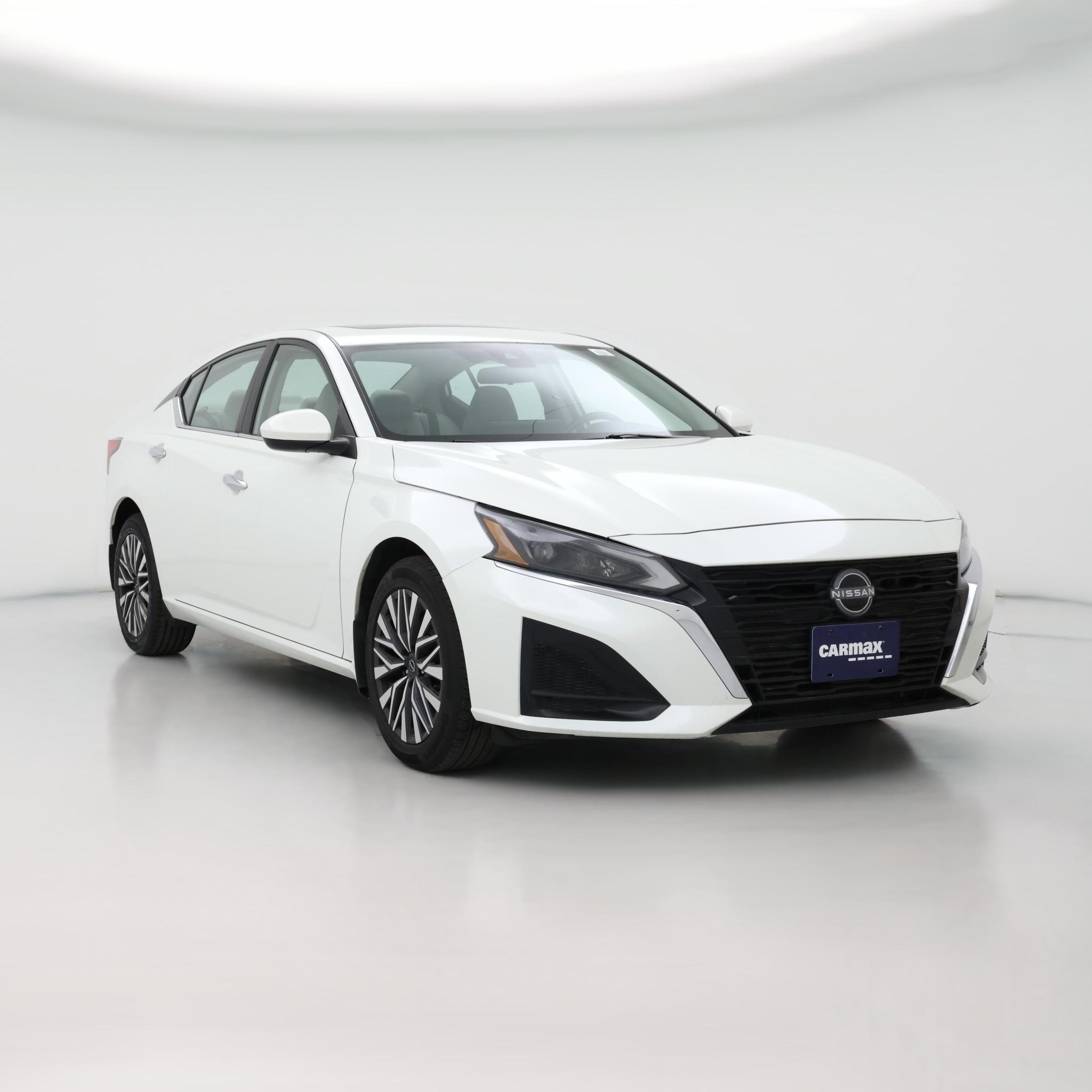 Thumbnail: 2023 Nissan Altima - 1