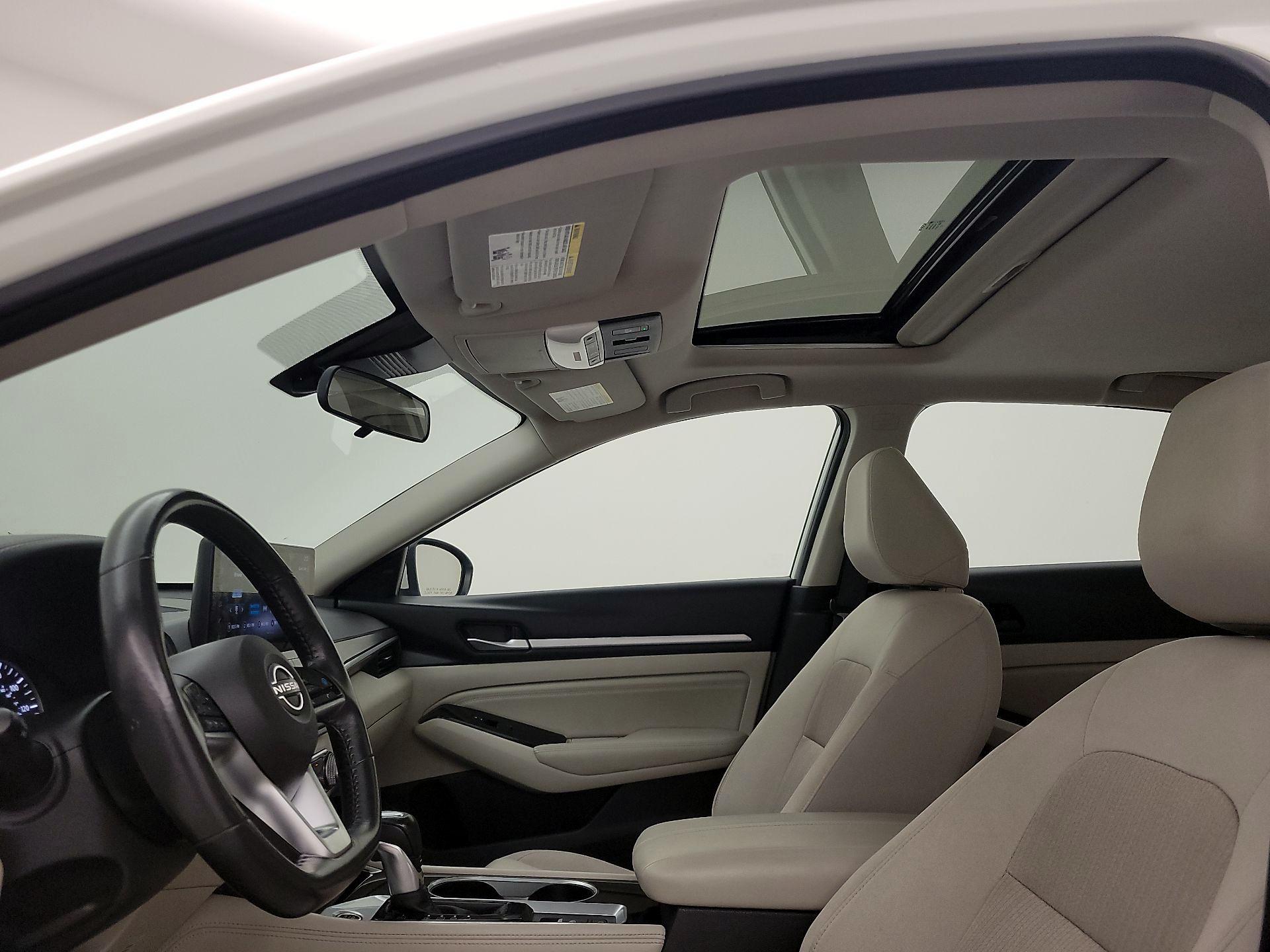 Thumbnail: 2023 Nissan Altima - 20