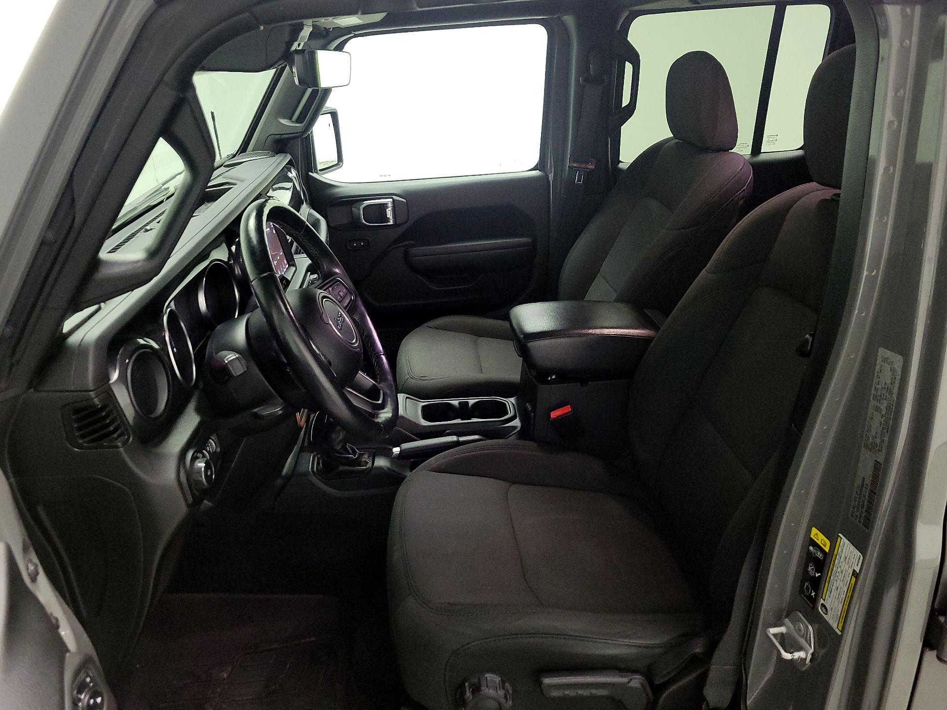 Thumbnail: 2021 Jeep Wrangler - 11