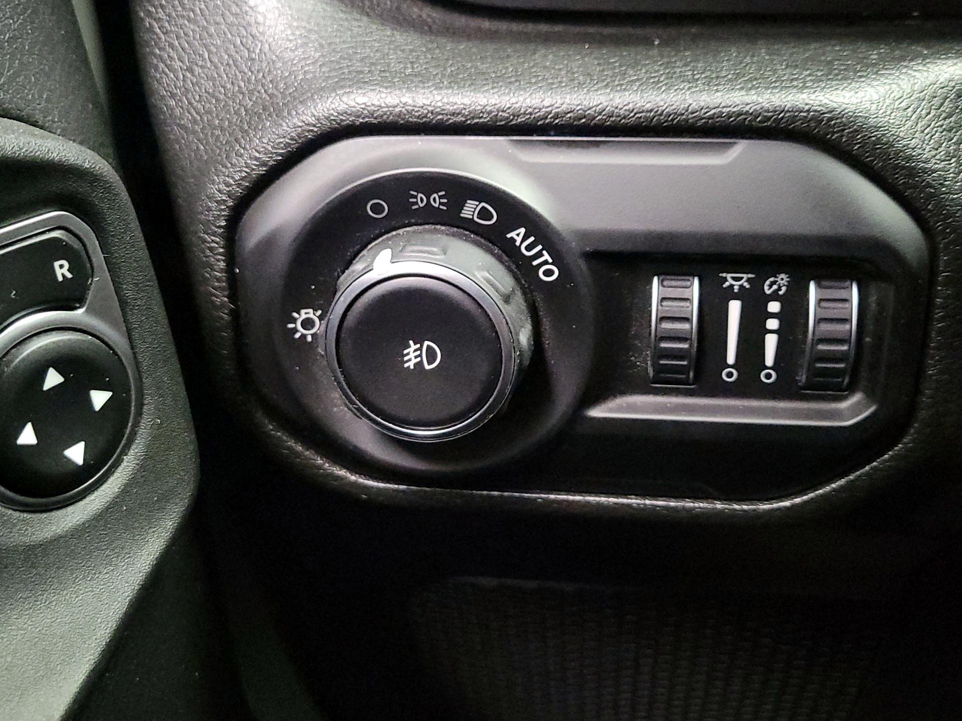 Thumbnail: 2021 Jeep Wrangler - 13