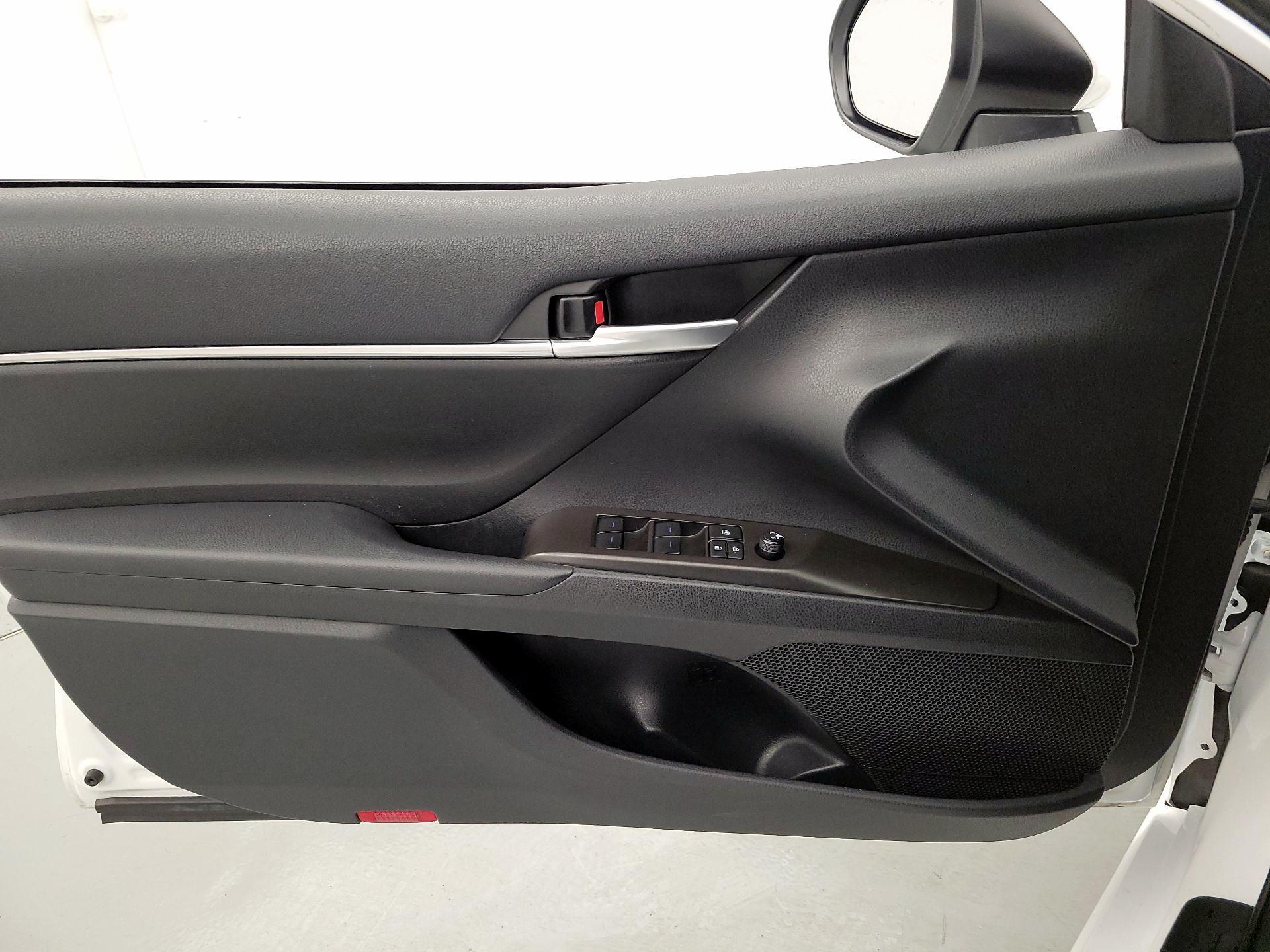 Thumbnail: 2024 Toyota Camry - 12