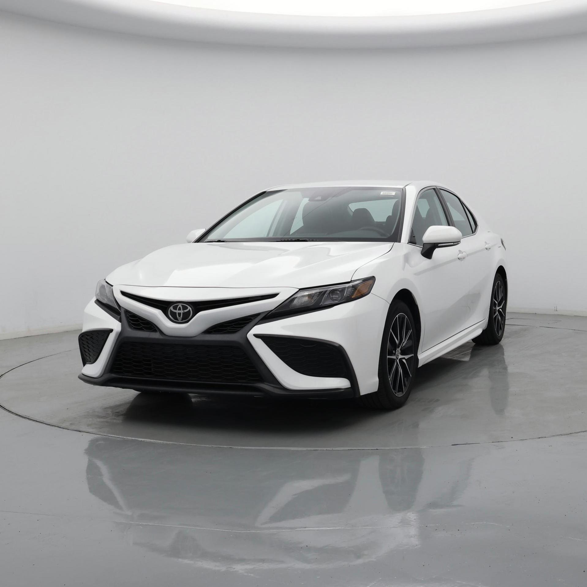 Thumbnail: 2024 Toyota Camry - 4