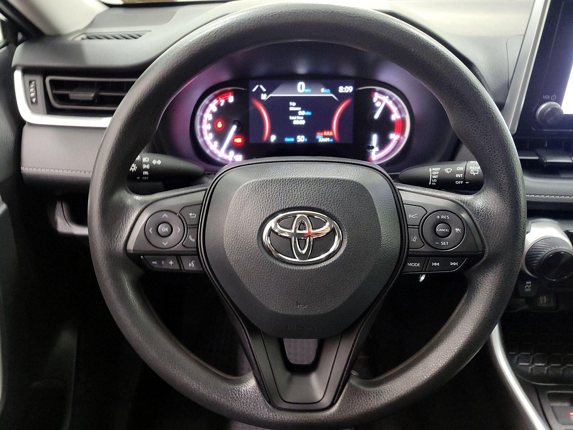 Thumbnail: 2024 Toyota RAV4 - 10