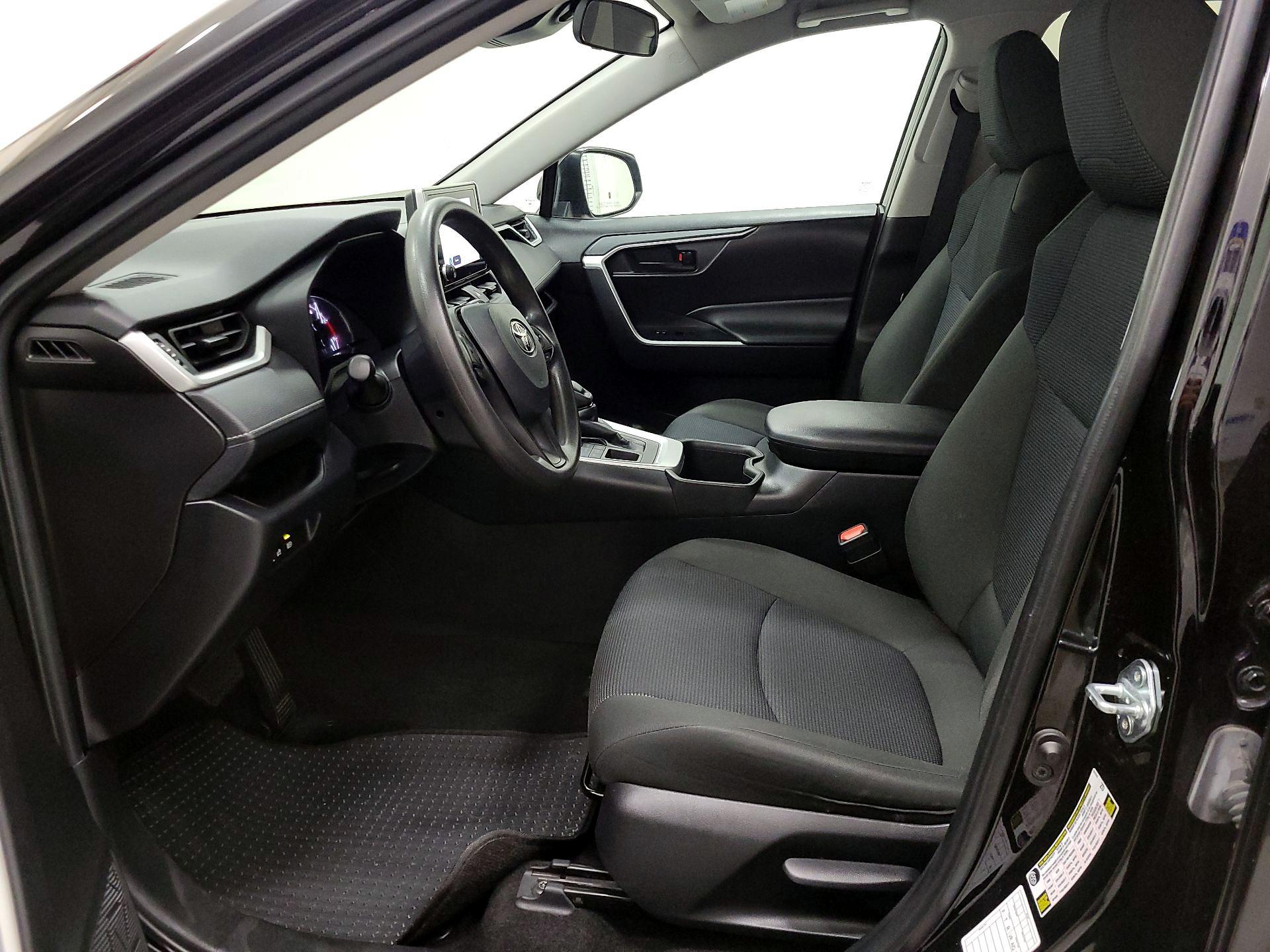 Thumbnail: 2024 Toyota RAV4 - 11