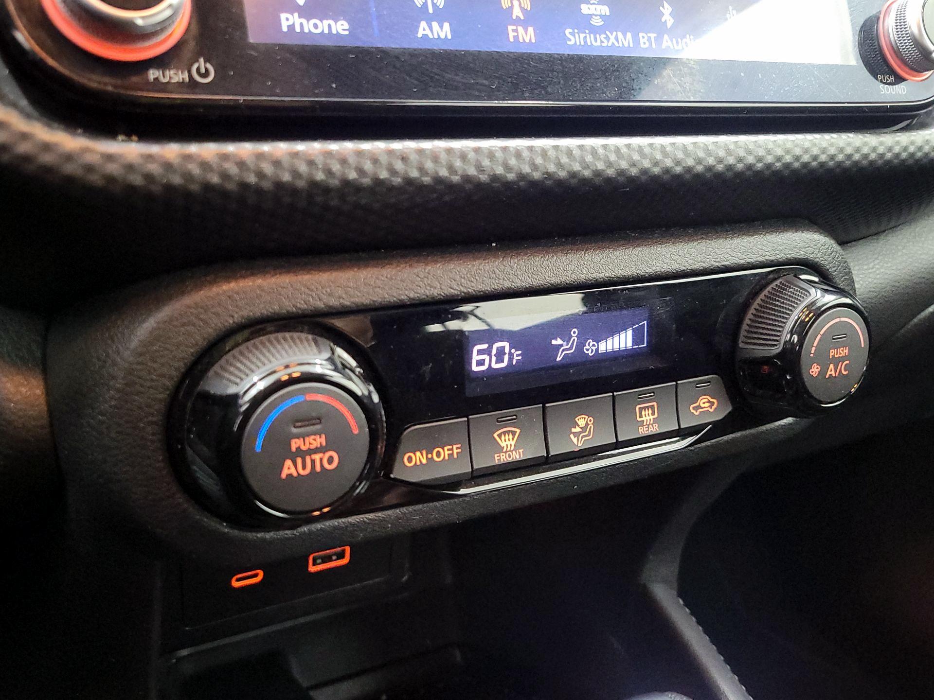 Thumbnail: 2021 Nissan Kicks - 15