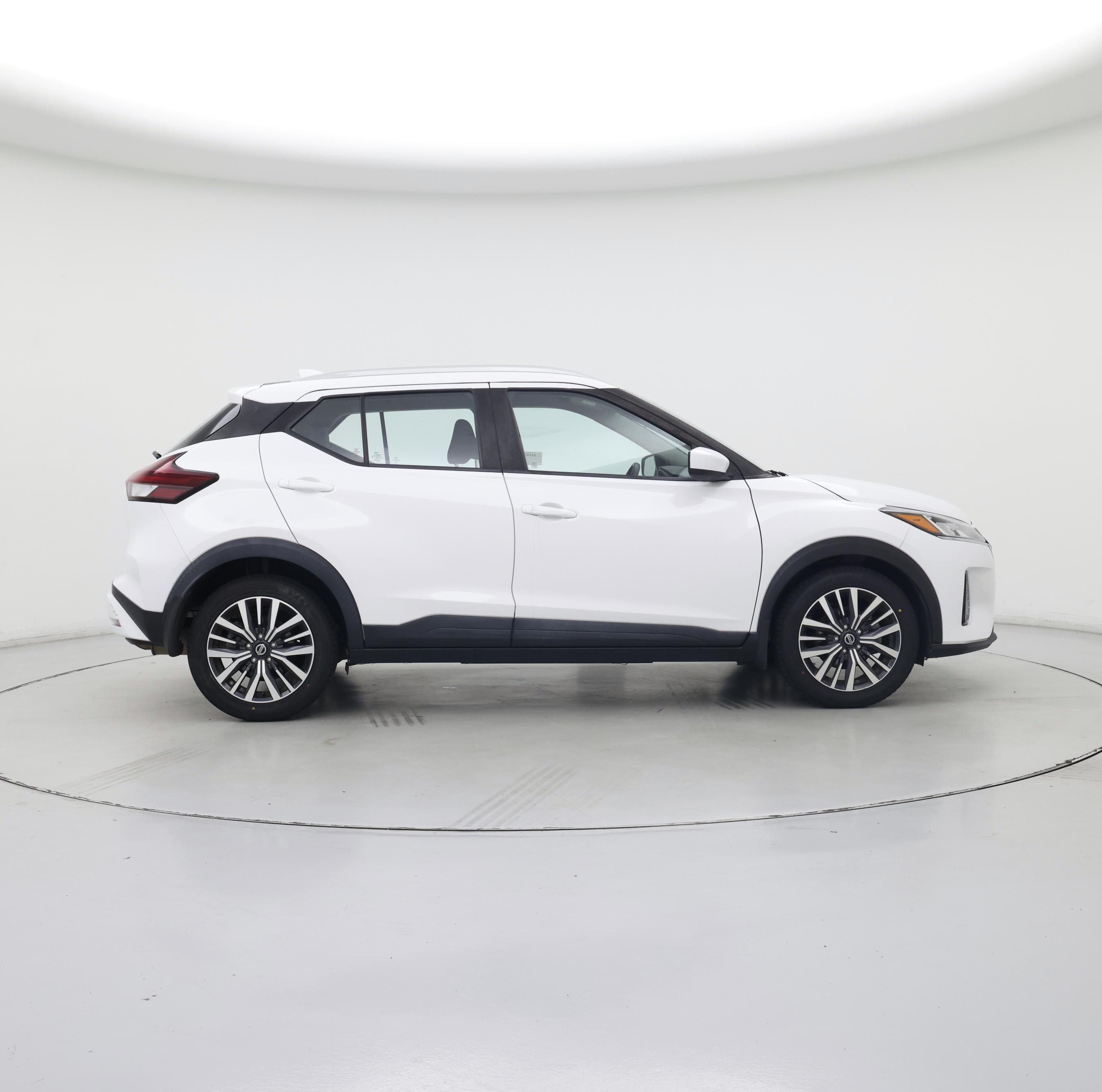 Thumbnail: 2021 Nissan Kicks - 7