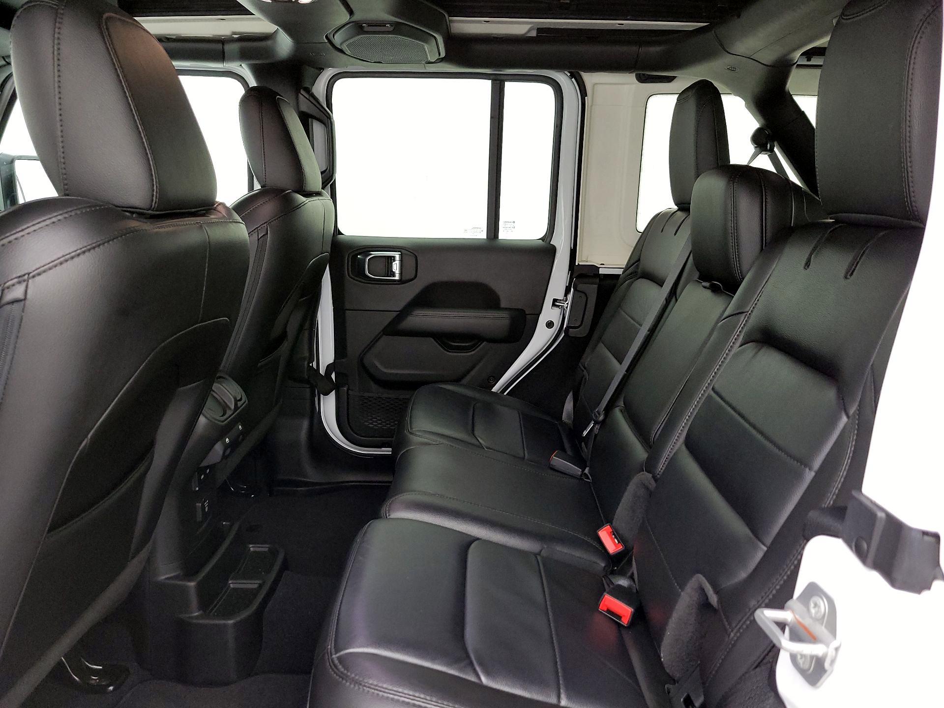 Thumbnail: 2023 Jeep Wrangler - 20