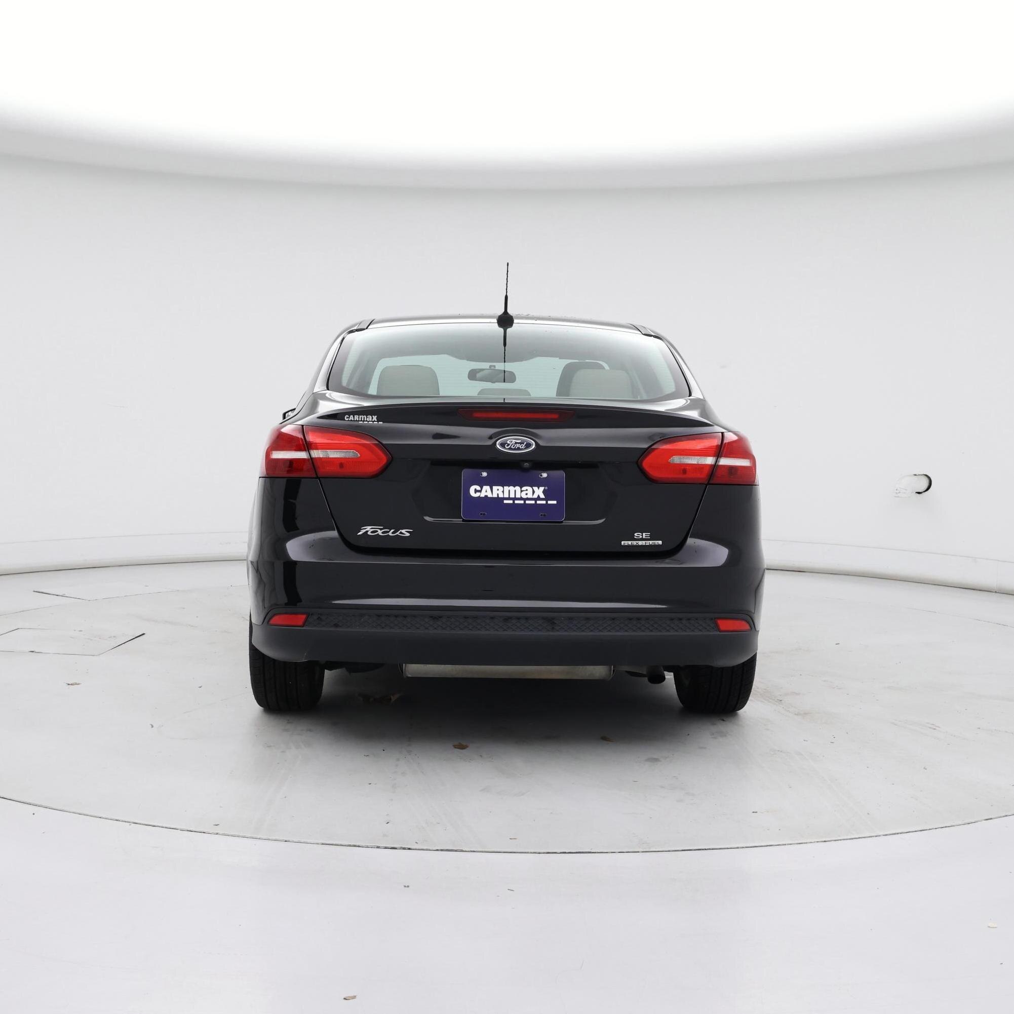 Thumbnail: 2016 Ford Focus - 6