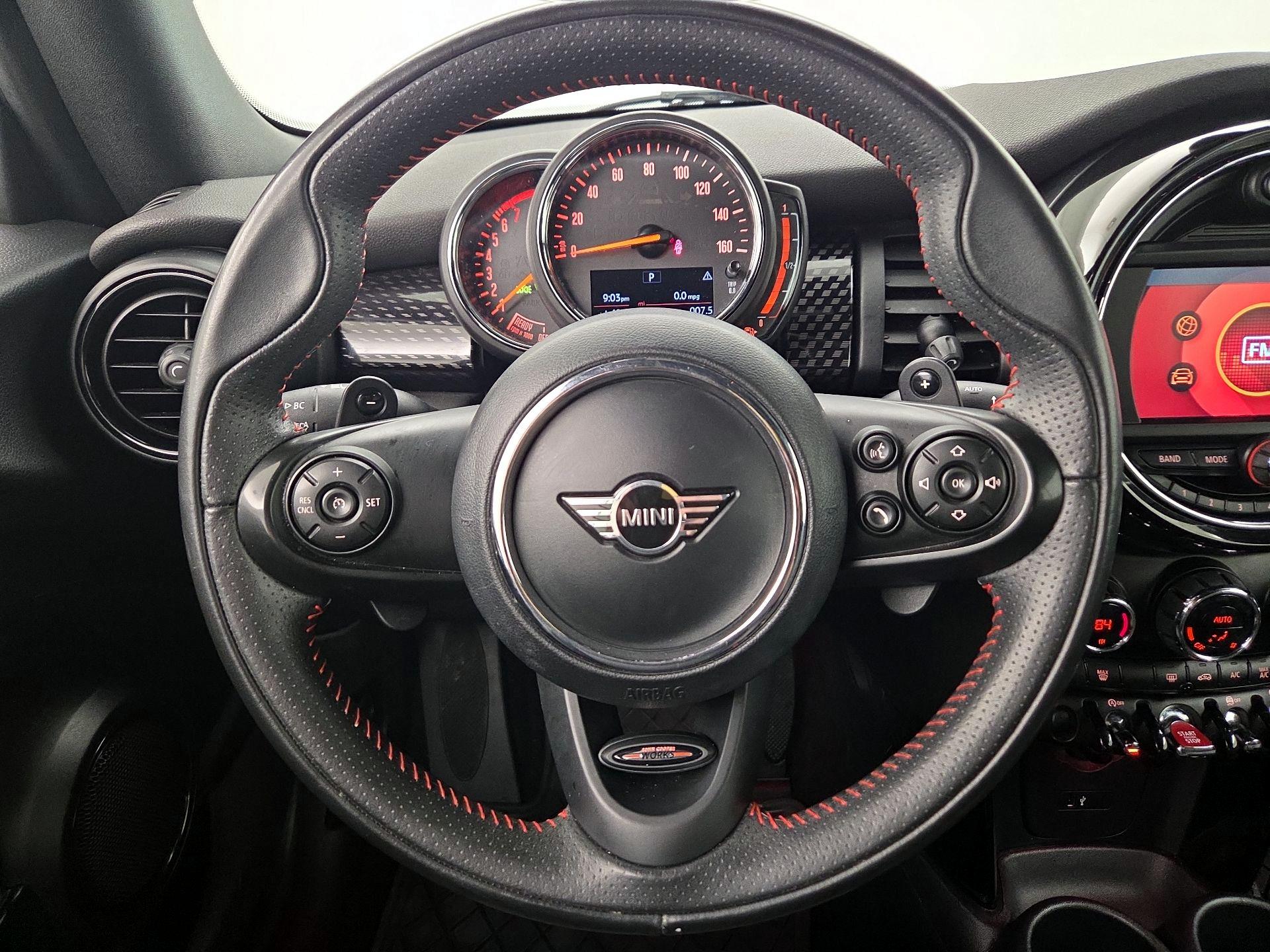 Thumbnail: 2020 MINI Cooper - 10