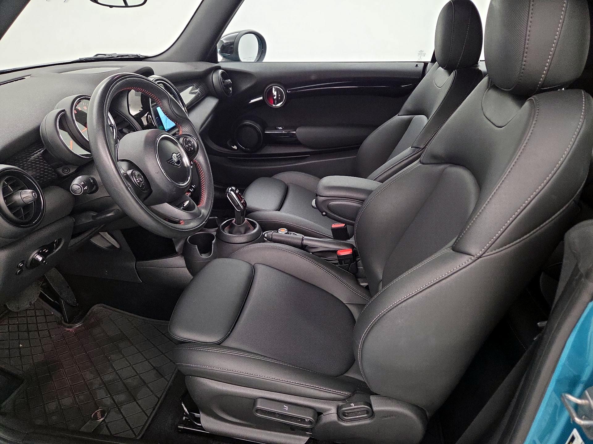 Thumbnail: 2020 MINI Cooper - 11