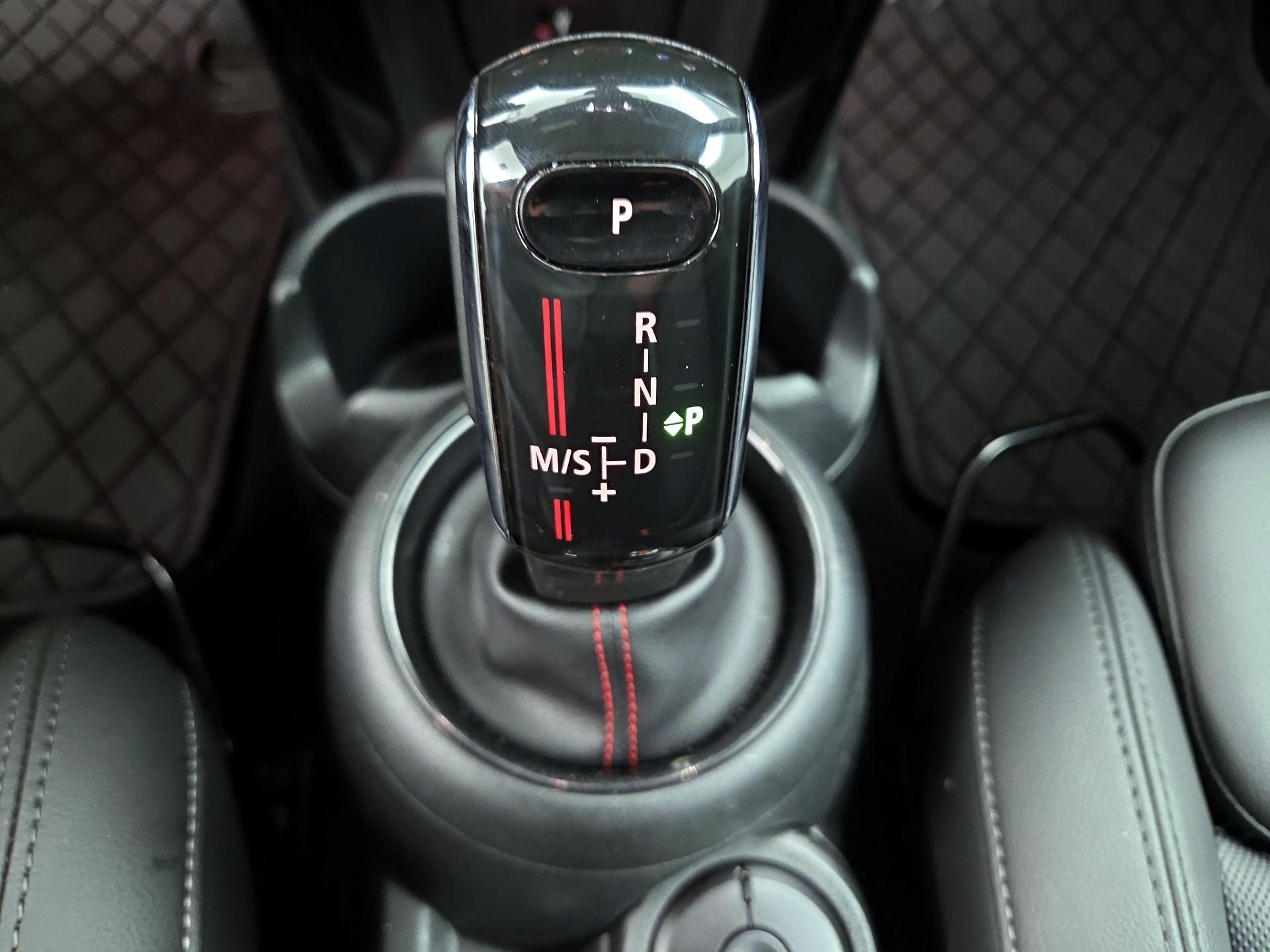 Thumbnail: 2020 MINI Cooper - 17