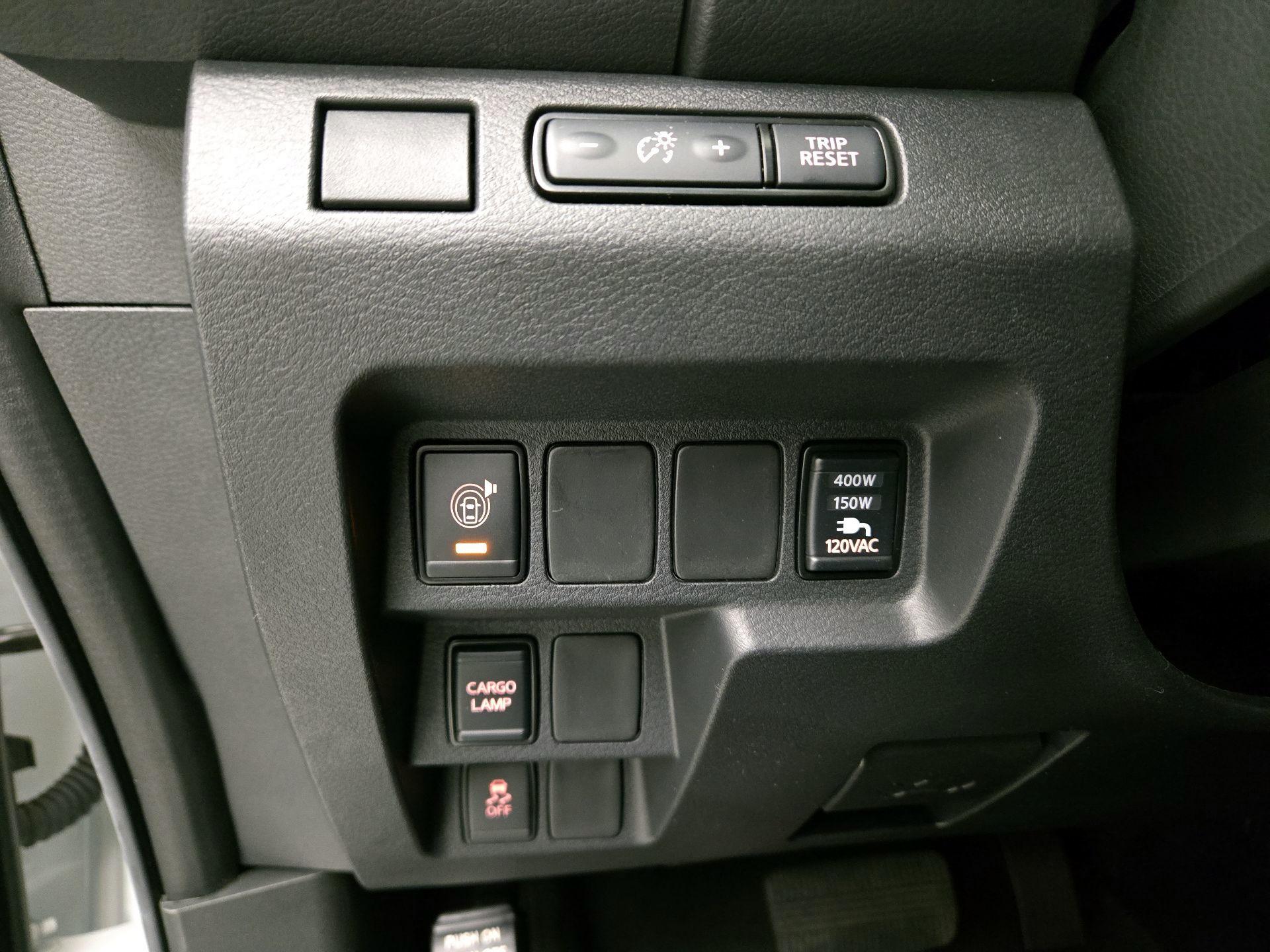 Thumbnail: 2025 Nissan Frontier - 11