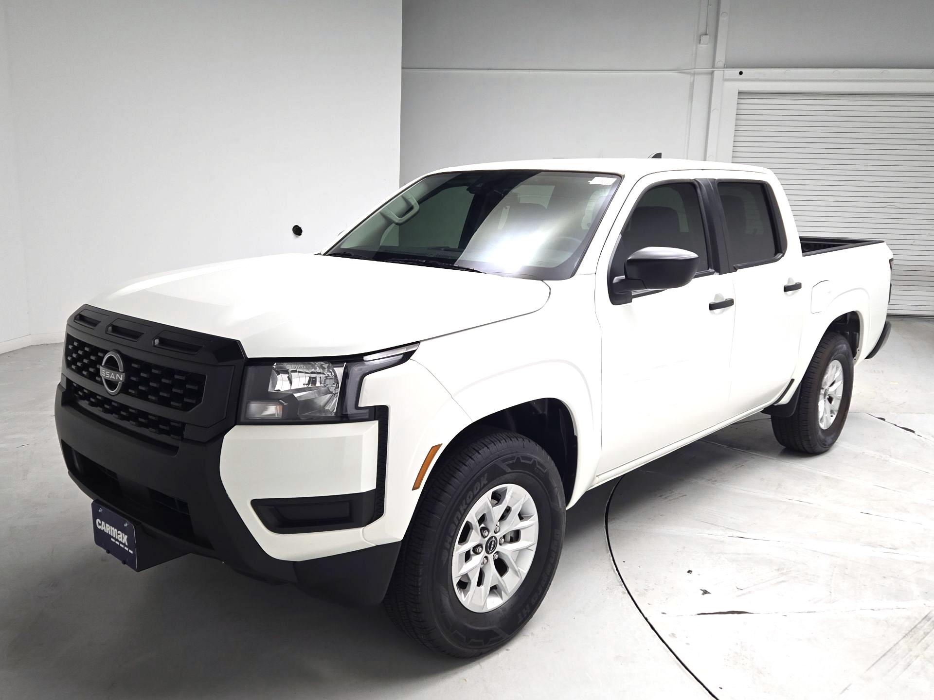 Thumbnail: 2025 Nissan Frontier - 3