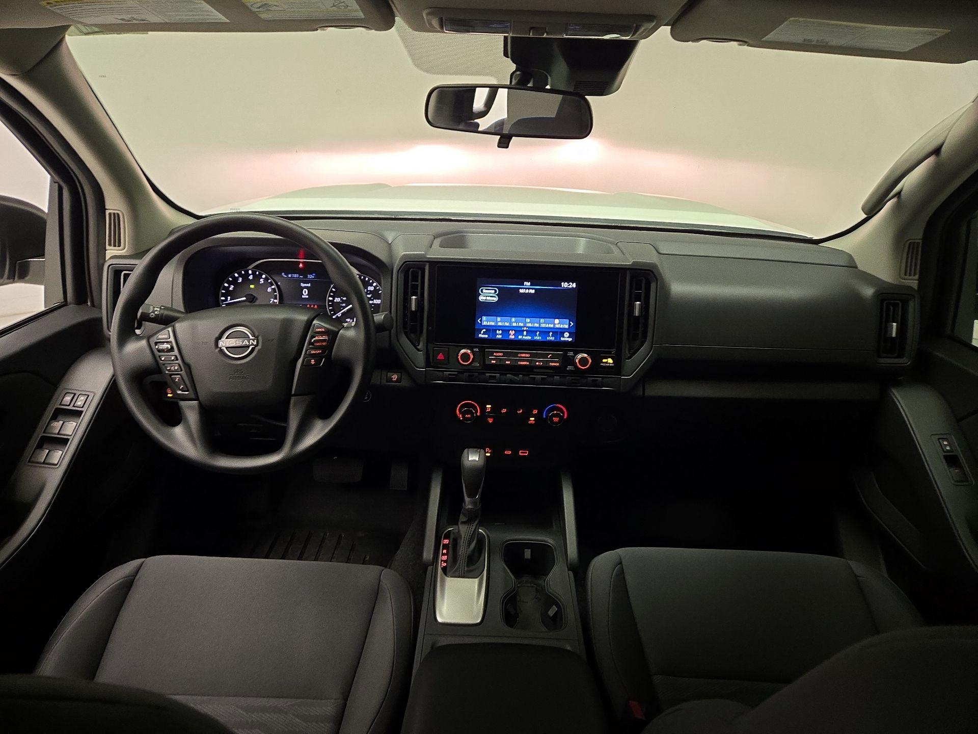 Thumbnail: 2025 Nissan Frontier - 8