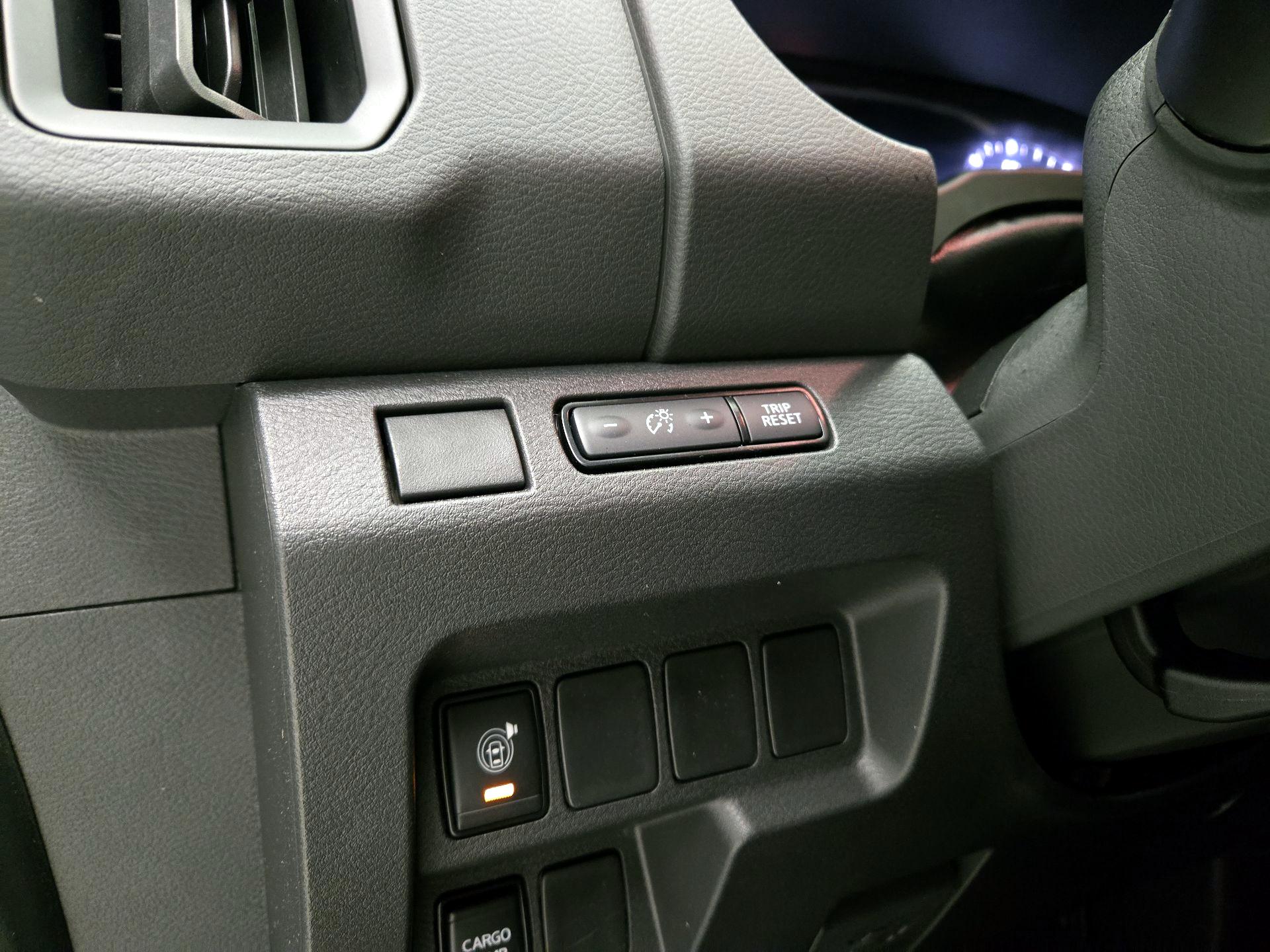 Thumbnail: 2025 Nissan Frontier - 13