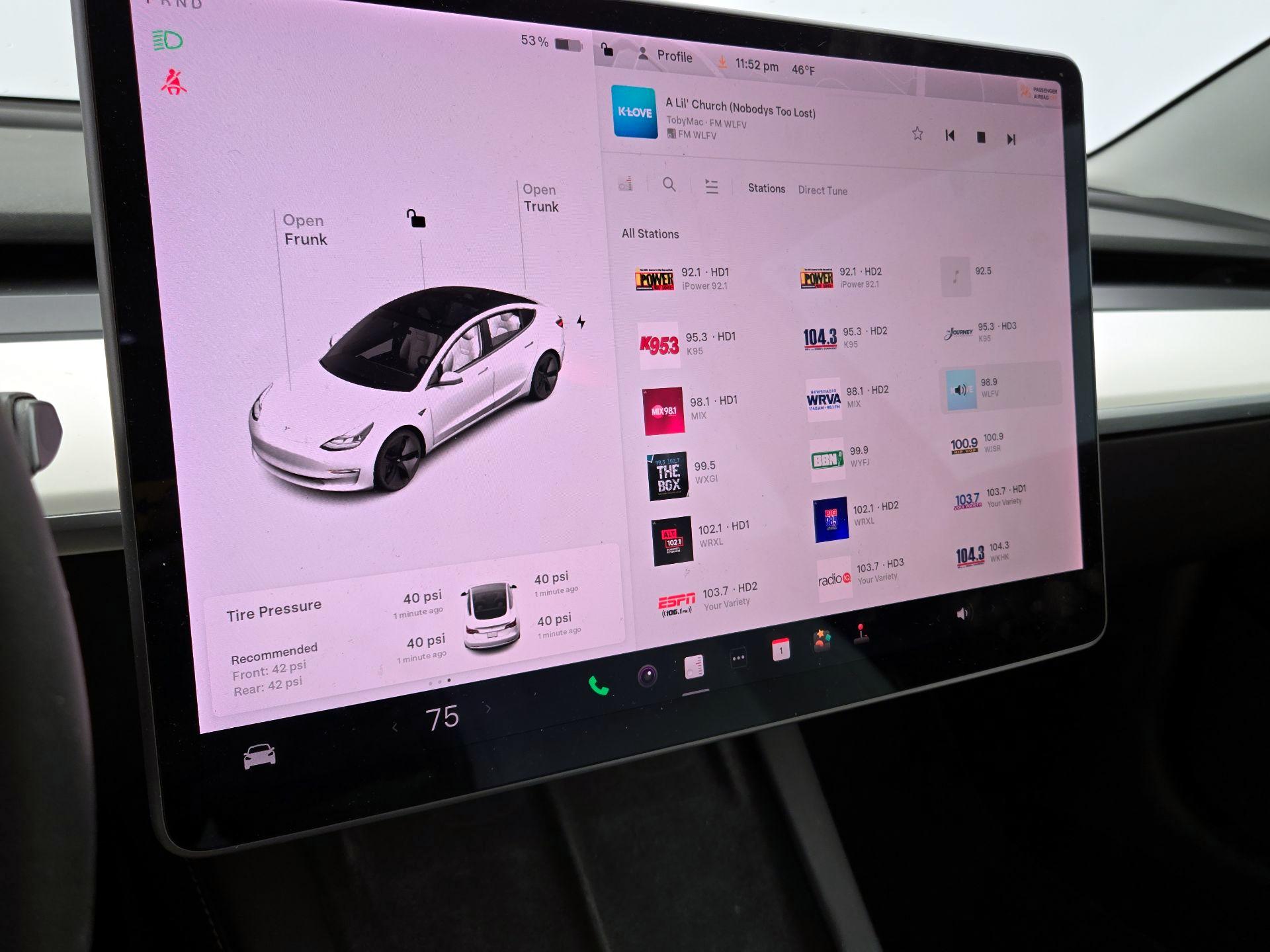 Thumbnail: 2022 Tesla Model 3 - 15