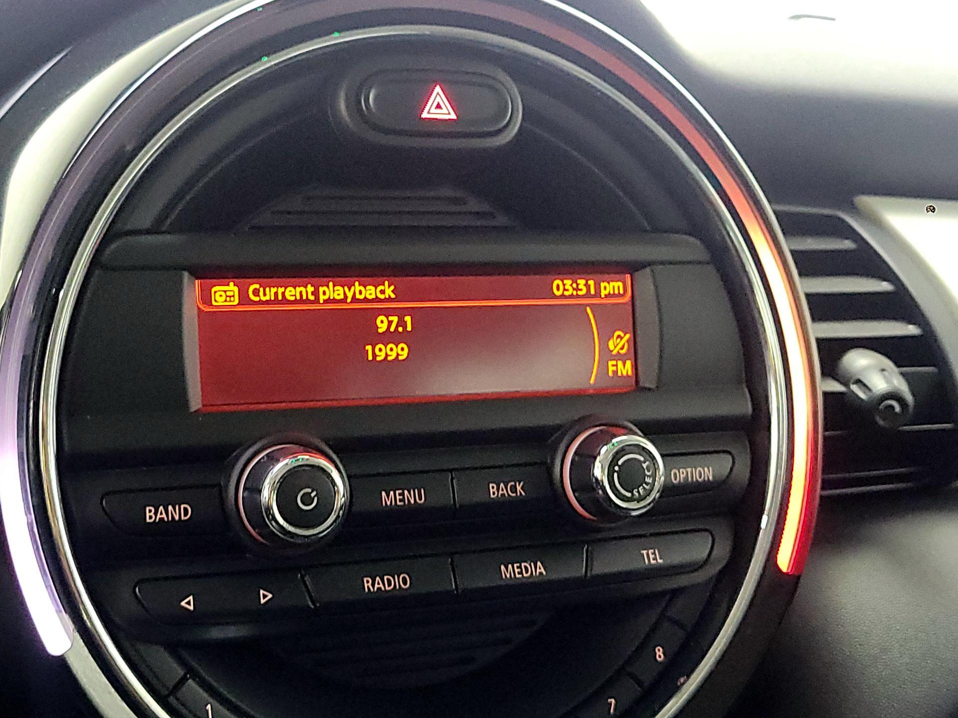 Thumbnail: 2015 MINI Cooper Hardtop - 14