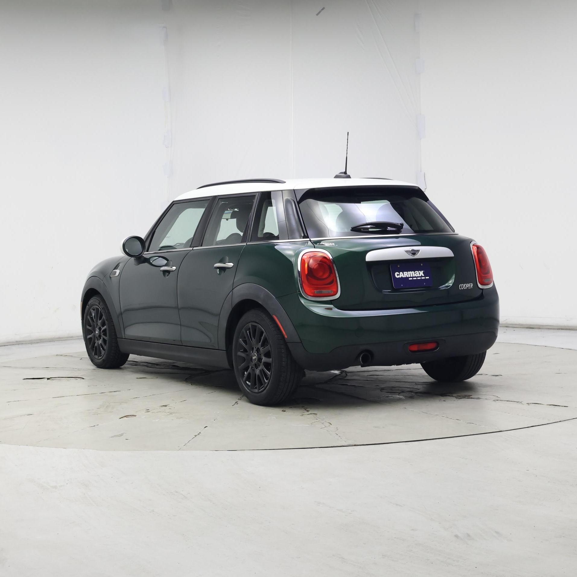 Thumbnail: 2015 MINI Cooper Hardtop - 2