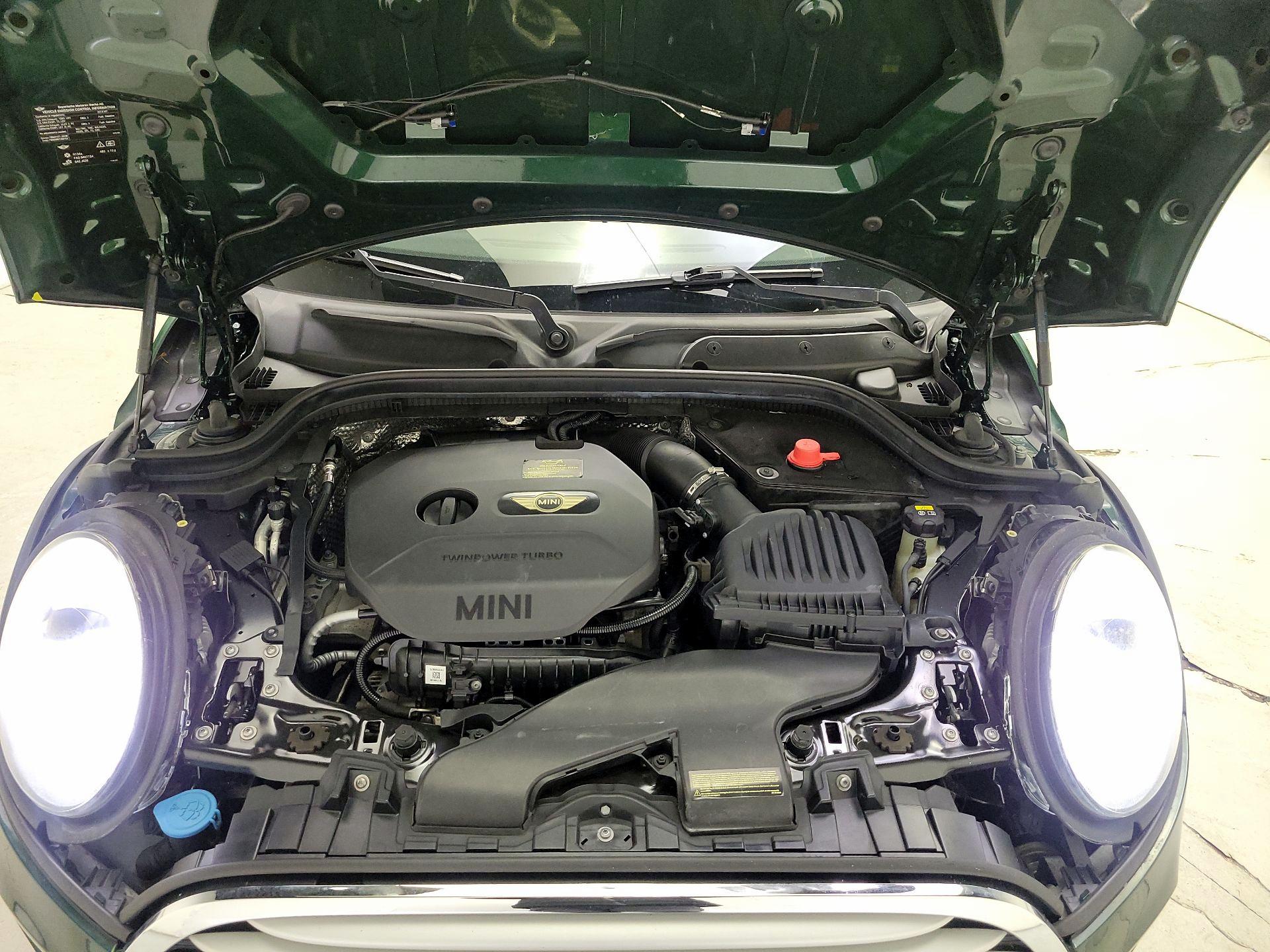 Thumbnail: 2015 MINI Cooper Hardtop - 20