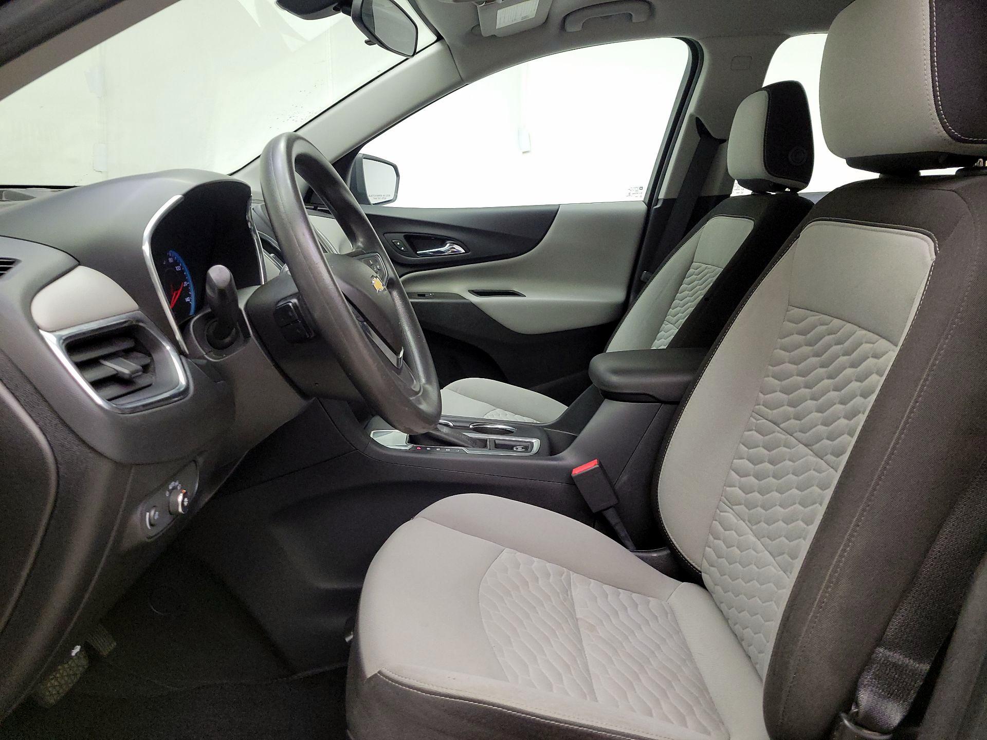 Thumbnail: 2018 Chevrolet Equinox - 11