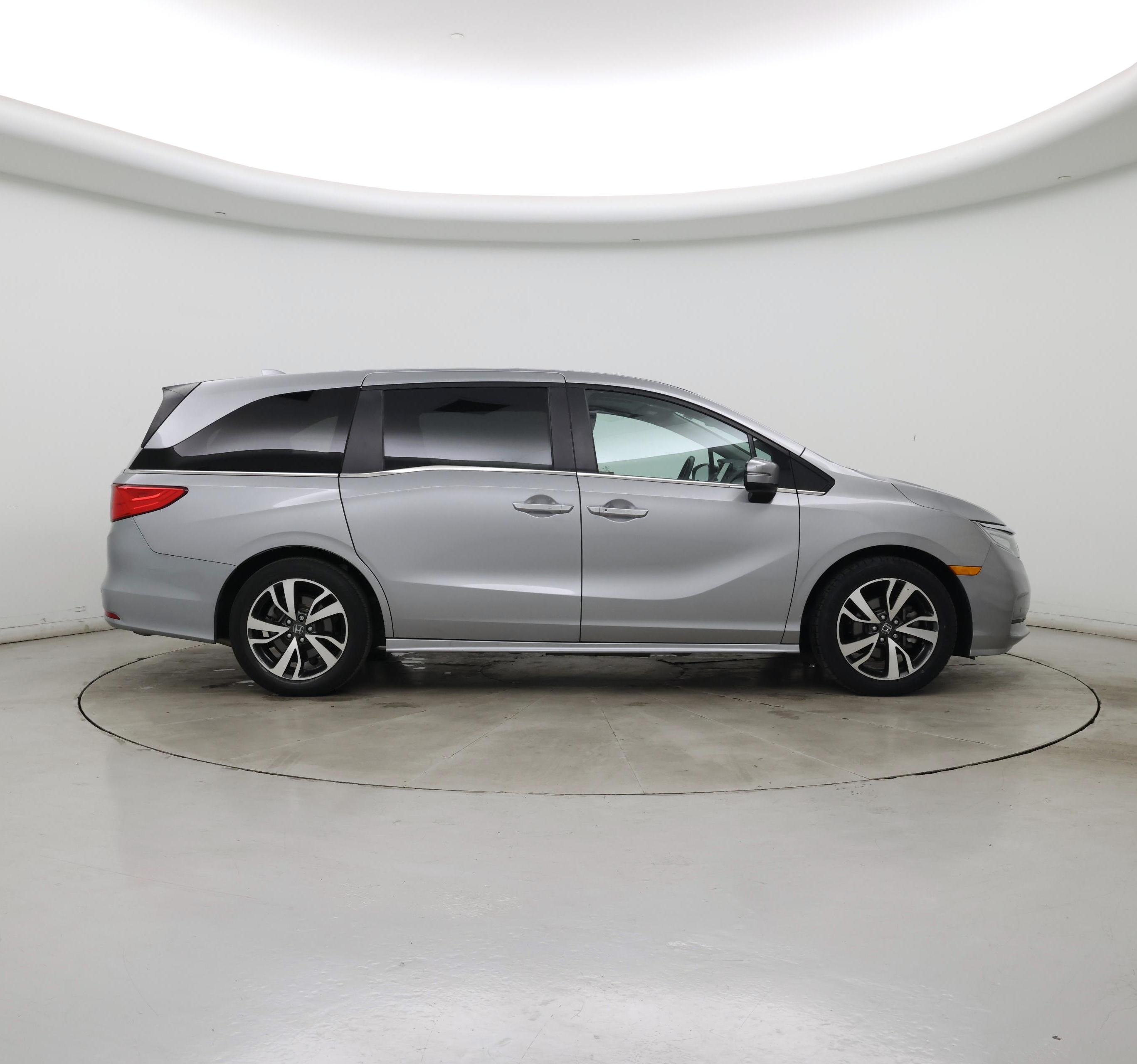 Thumbnail: 2023 Honda Odyssey - 7