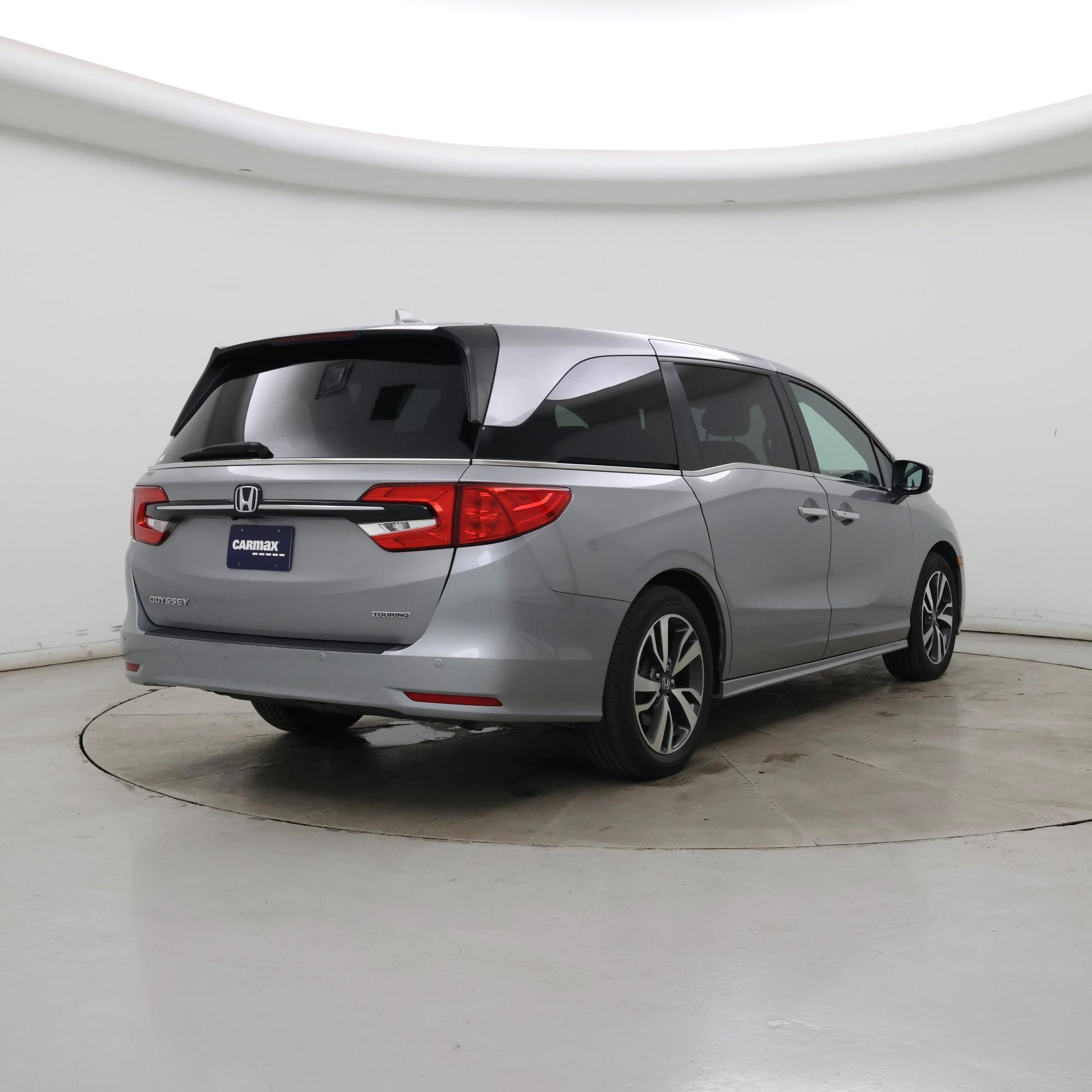 Thumbnail: 2023 Honda Odyssey - 8