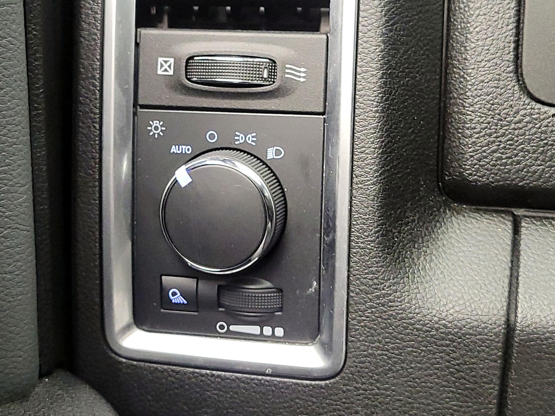 Thumbnail: 2023 RAM 1500 Classic - 11