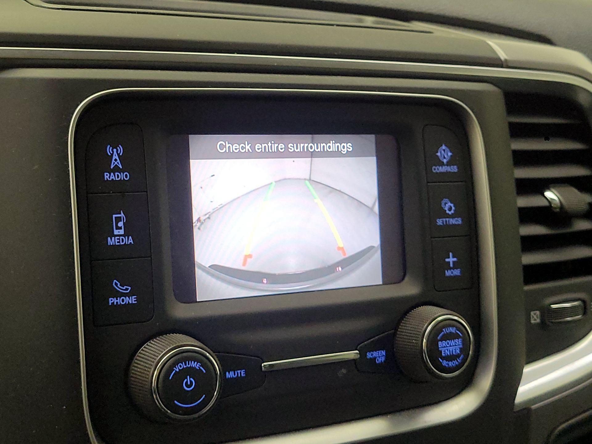 Thumbnail: 2023 RAM 1500 Classic - 12