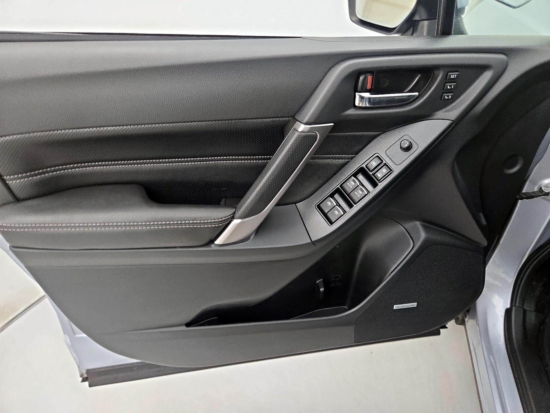 Thumbnail: 2017 Subaru Forester - 12